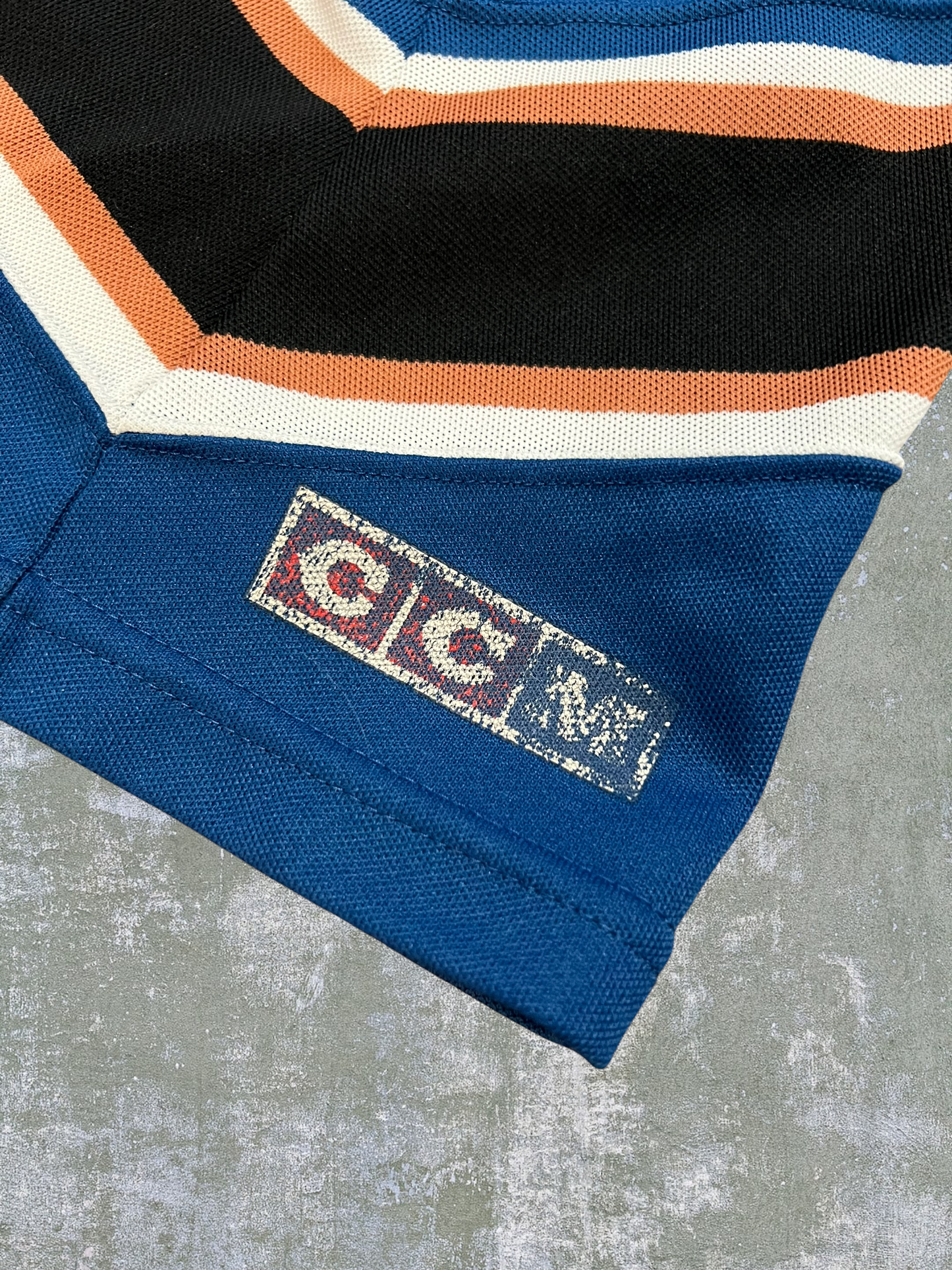 ‘90s CCM Washington Capitals Jersey (Youth XL)
