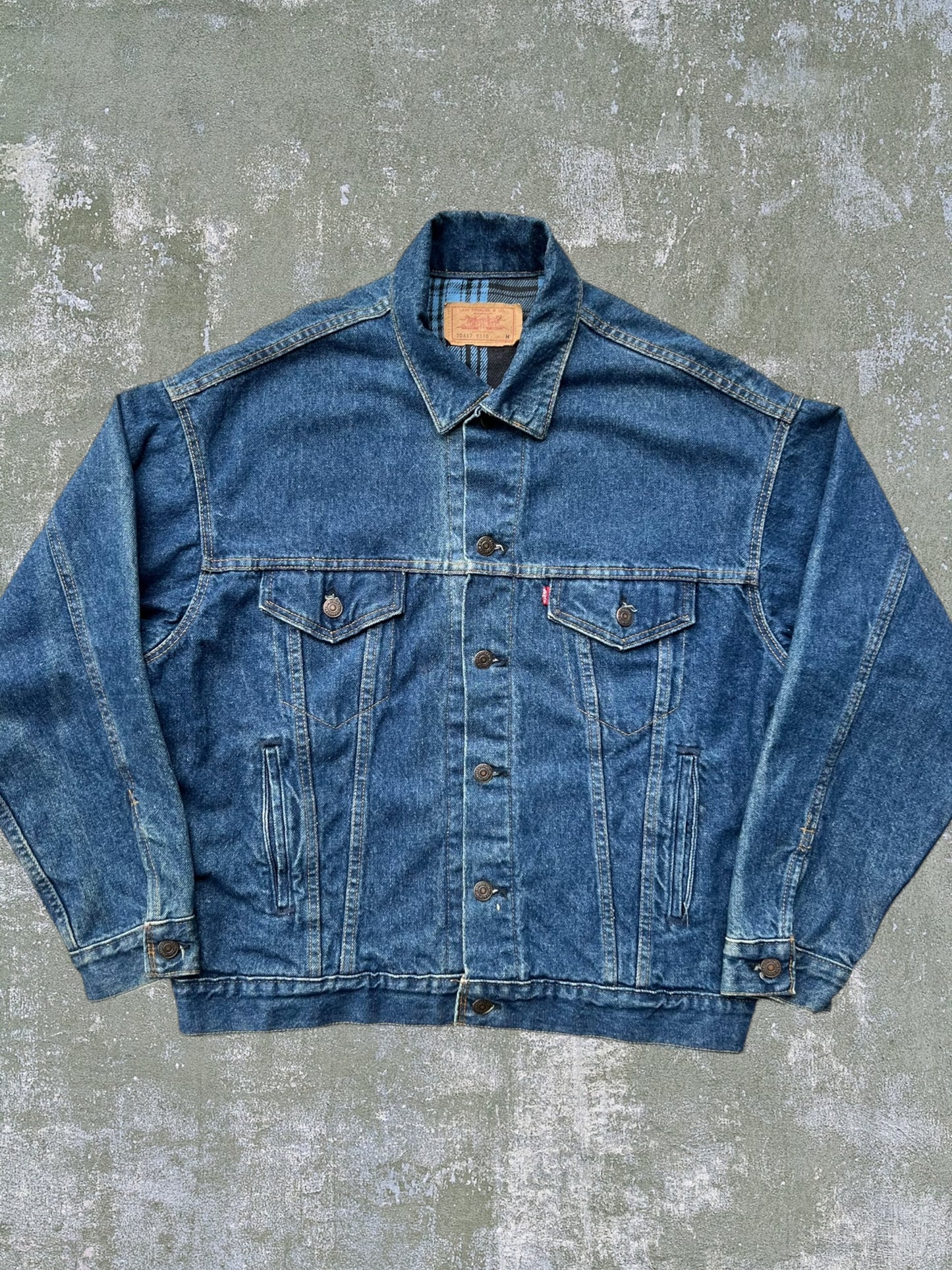 ‘90s Levi’s Flannel Lined Denim Jacket (M)