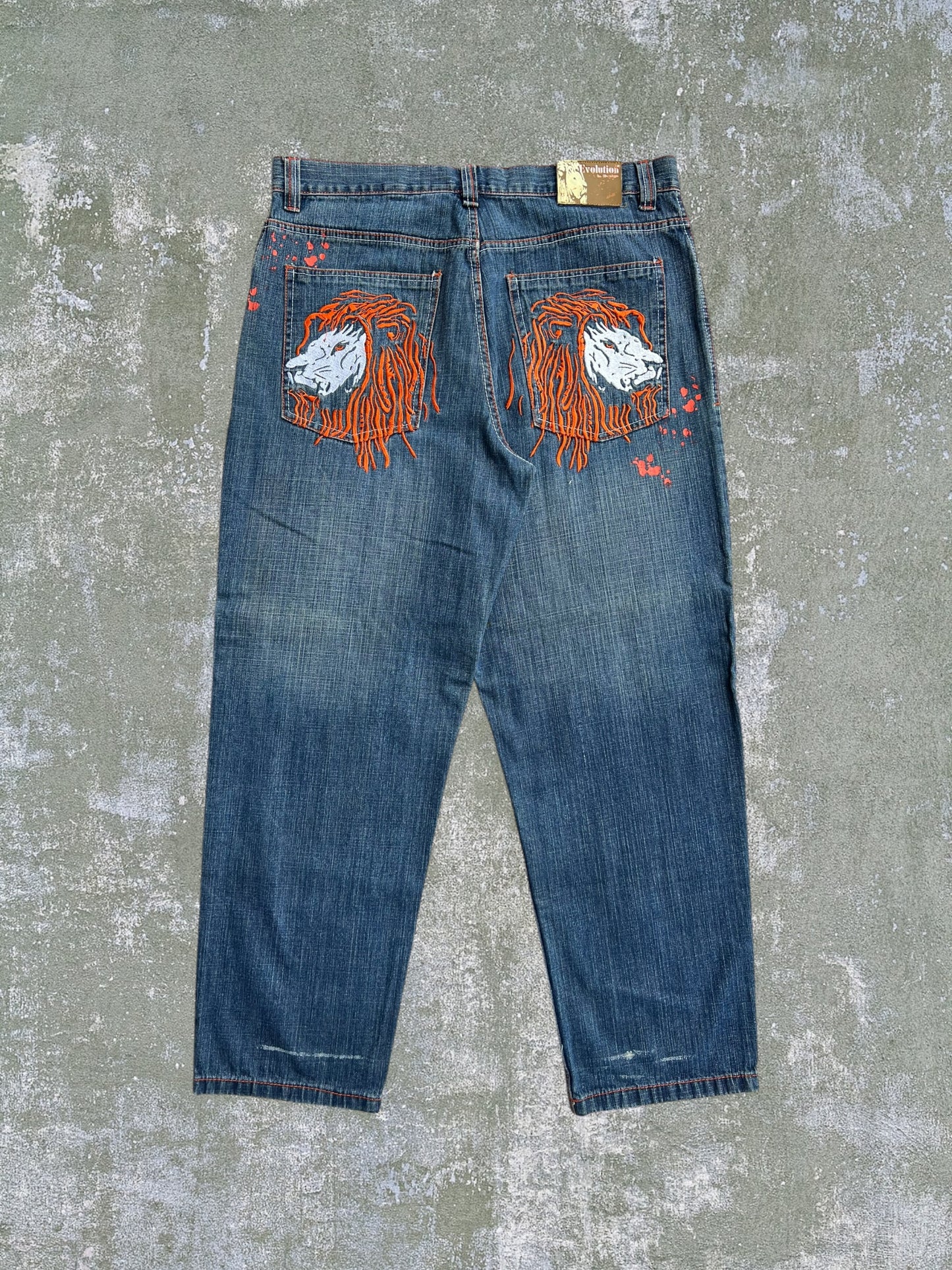 2000s Evolution In Design Lion Jeans (38x32)