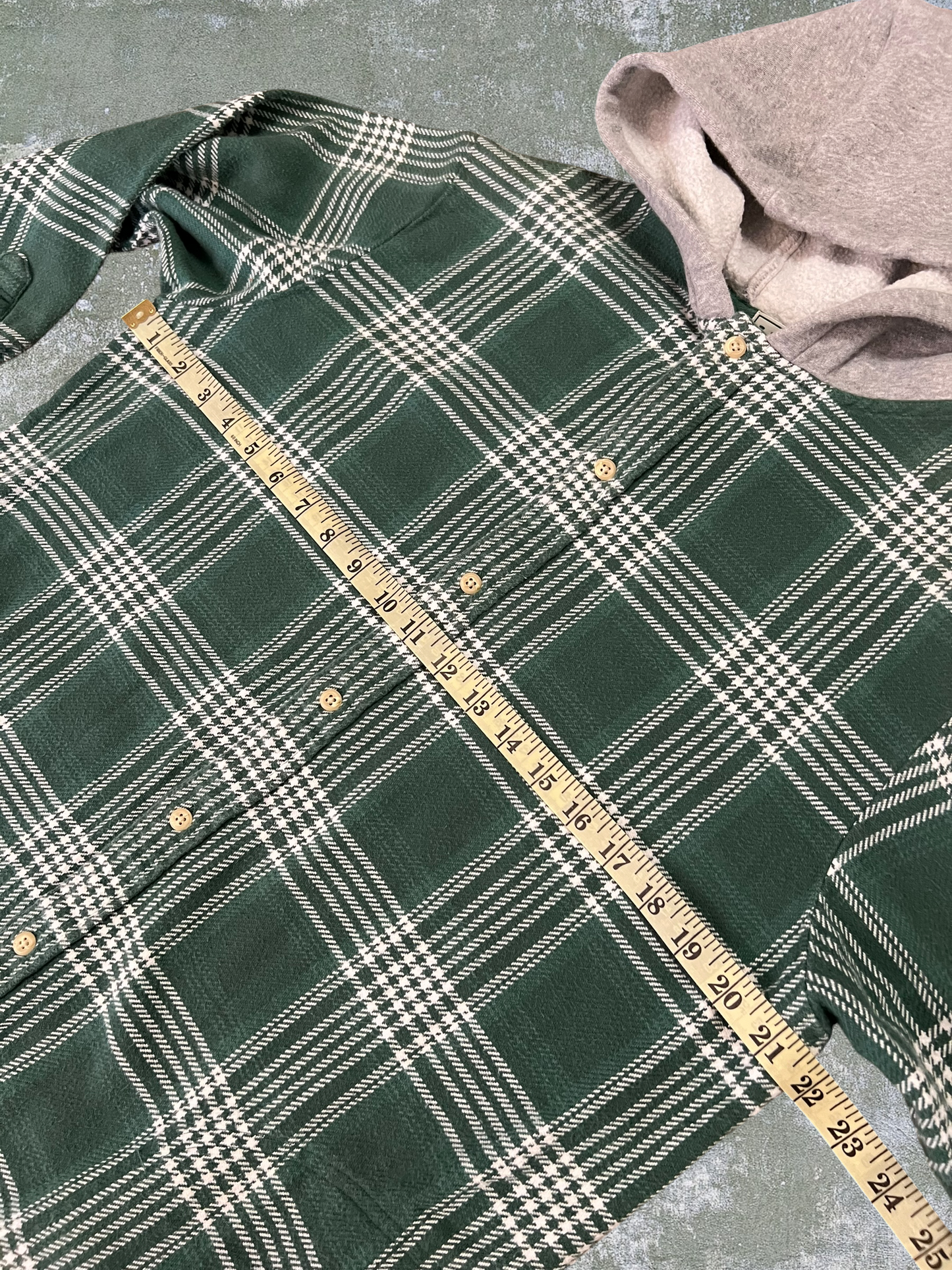 ‘90s LL Bean Hooded Flannel Shirt (M)