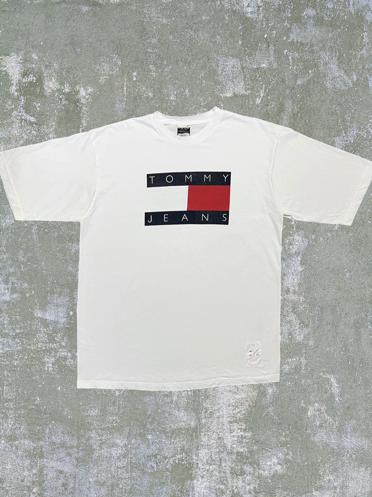‘90s Tommy Jeans Tee (XXL)