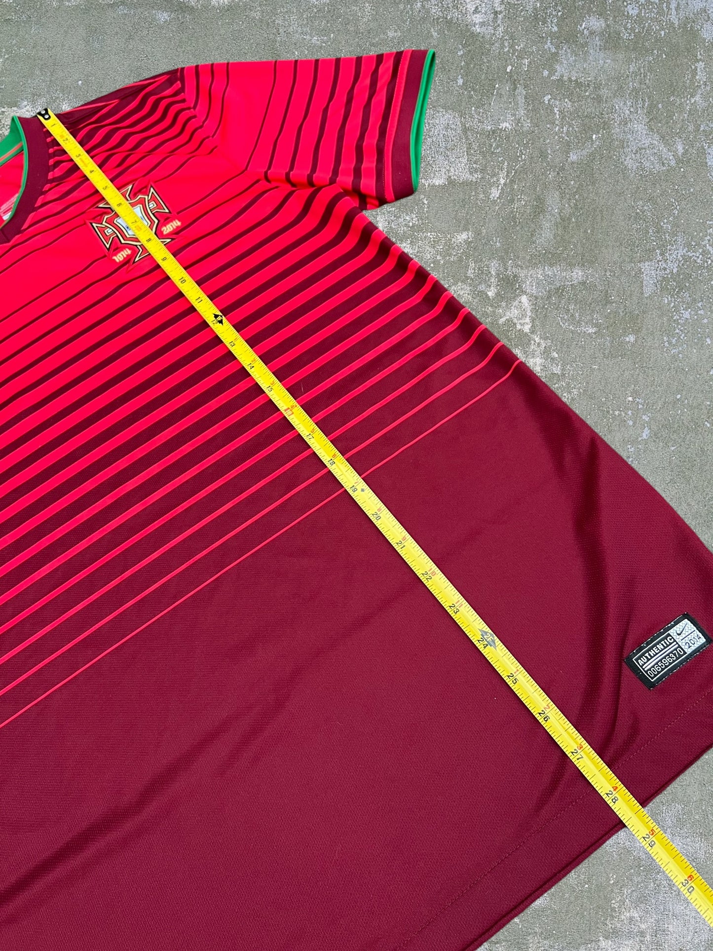 2014 Nike Portugal National Football Team Jersey (M)