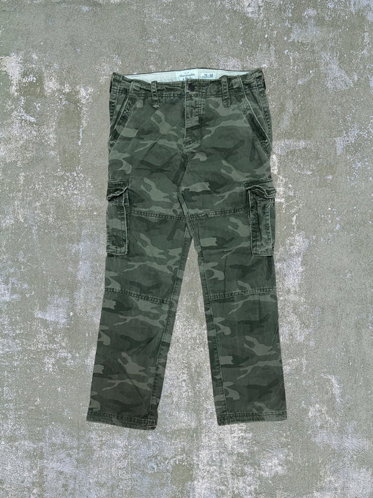 2000s/2010s Abercrombie & Fitch Camo Cargo Pants (31x30)