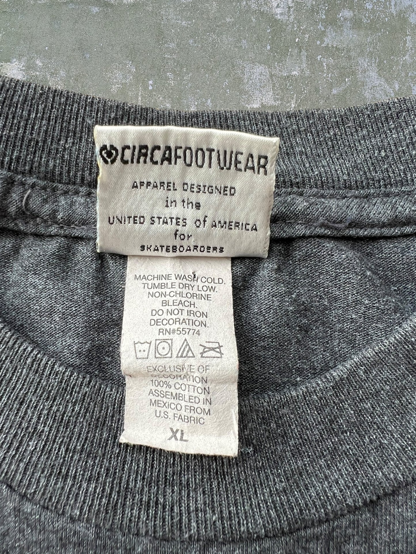 Early-2000s Circa Footwear Tee (XL)