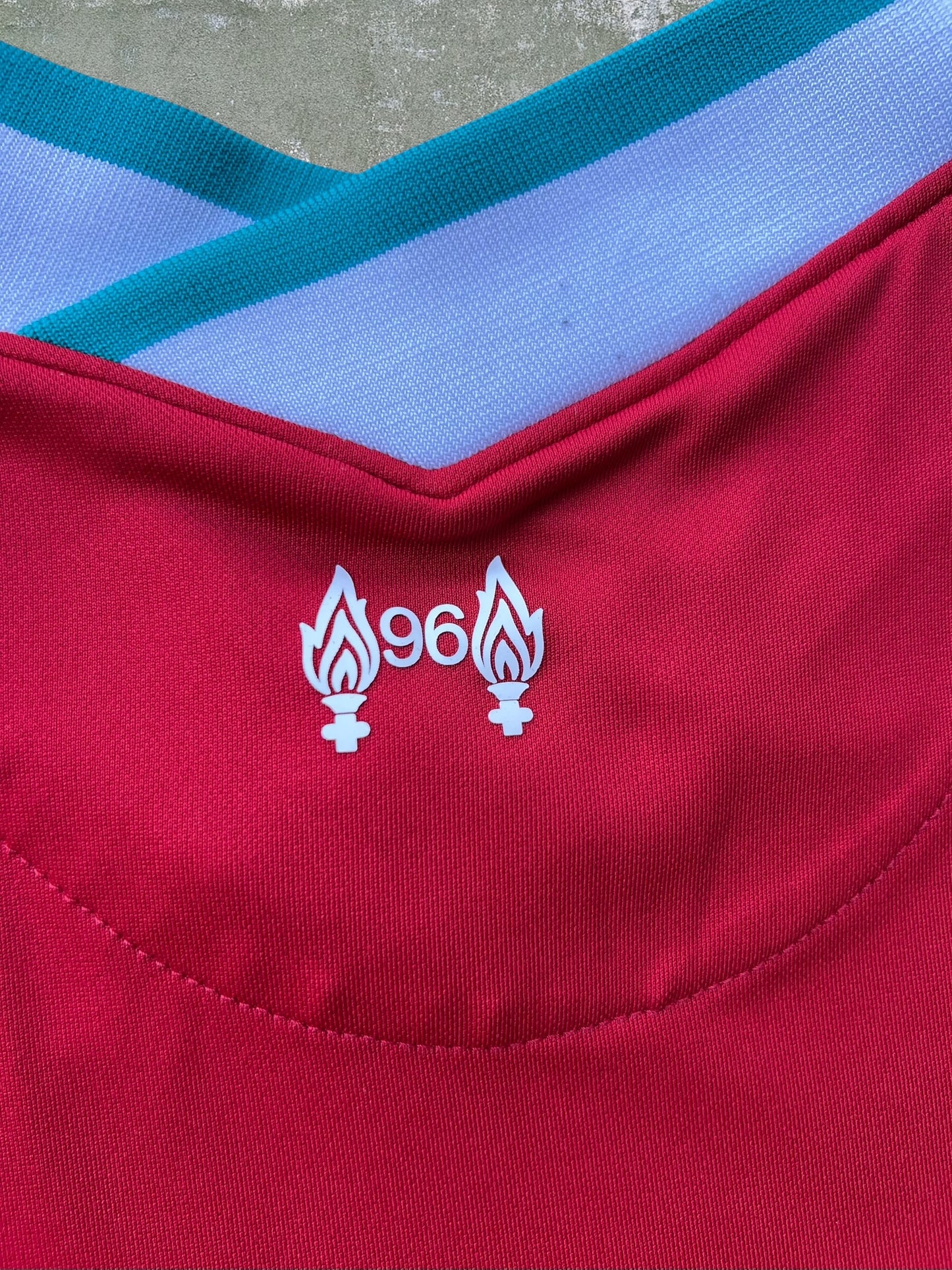 2020/21 Nike Liverpool Jersey (M)