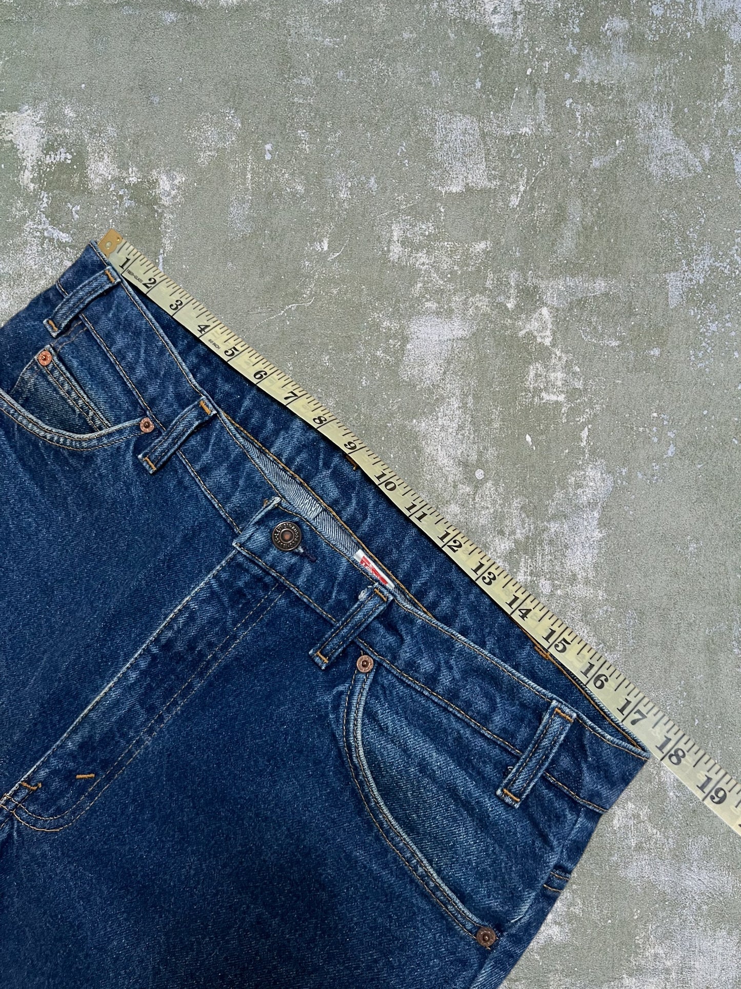 ‘90s Levi’s 505 Jeans (36x30)