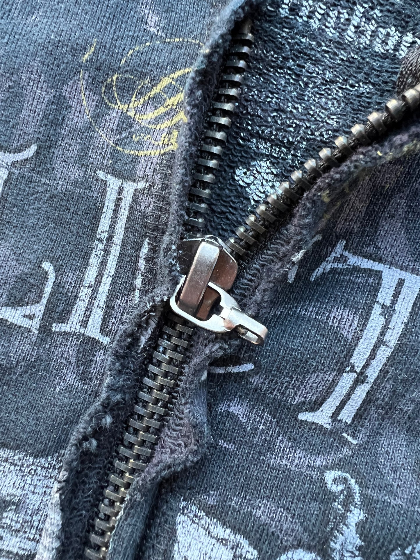 Early-2000s Affliction Zip Hoodie (M) (New With Tags)