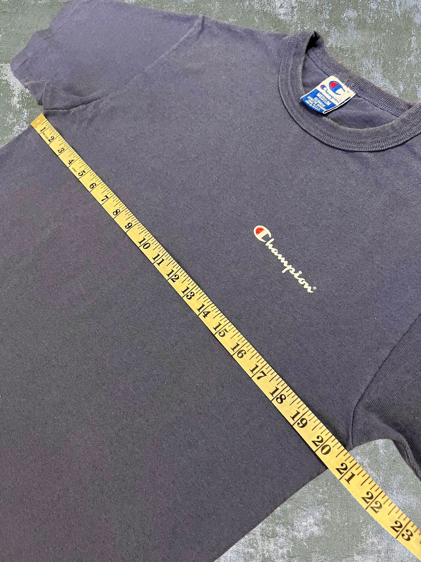 ‘90s Champion Tee (M)