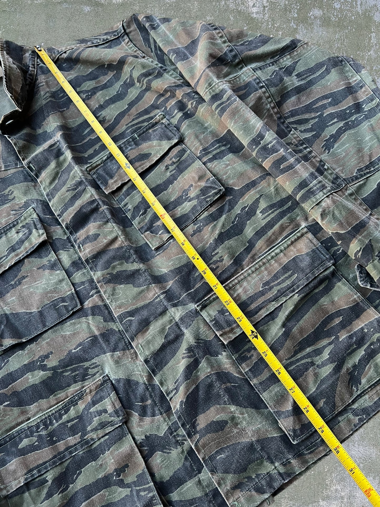 Early-90s US Military Tiger Camo Overshirt (XL)