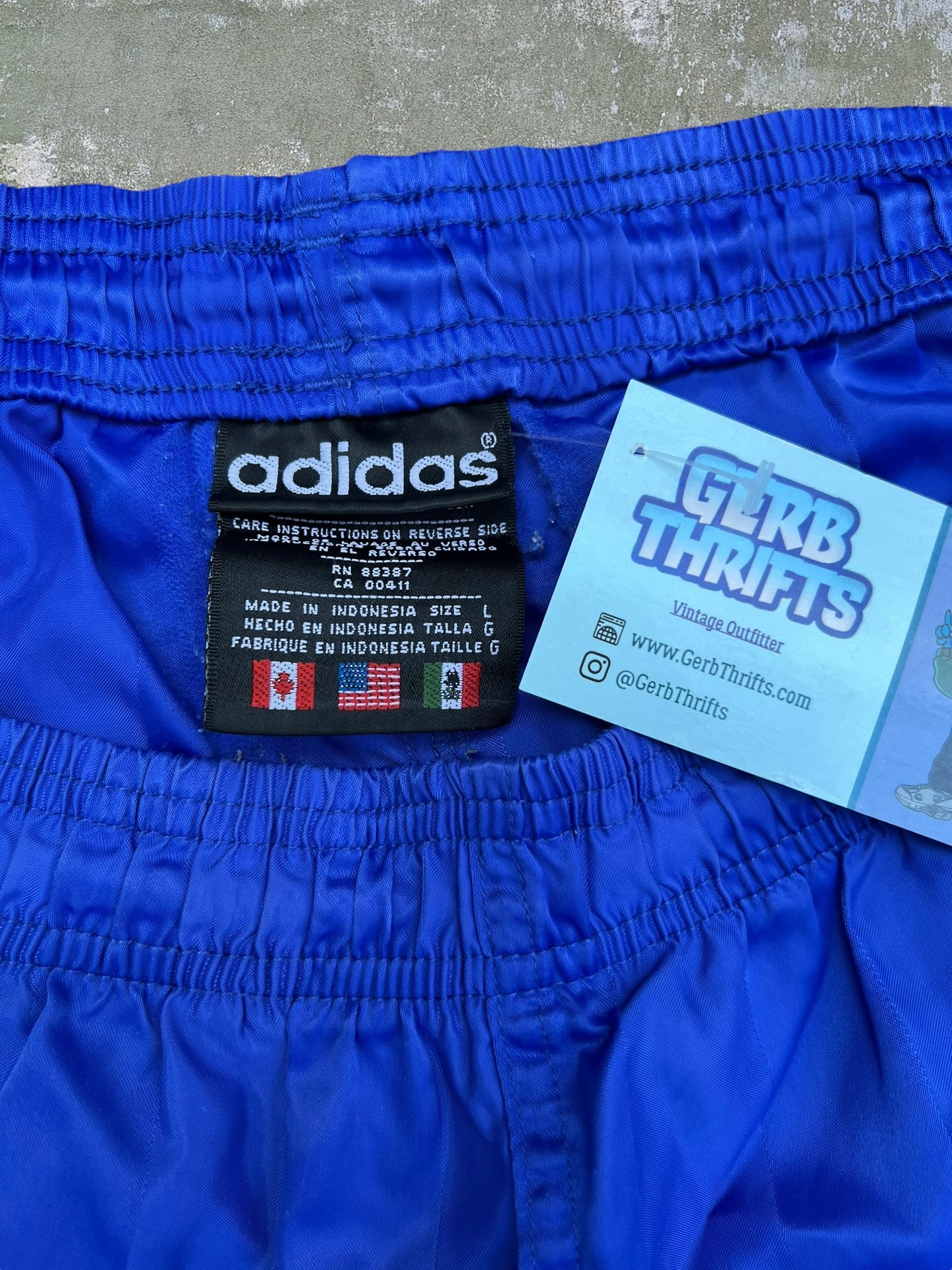 ‘90s Adidas Soccer Shorts (L)