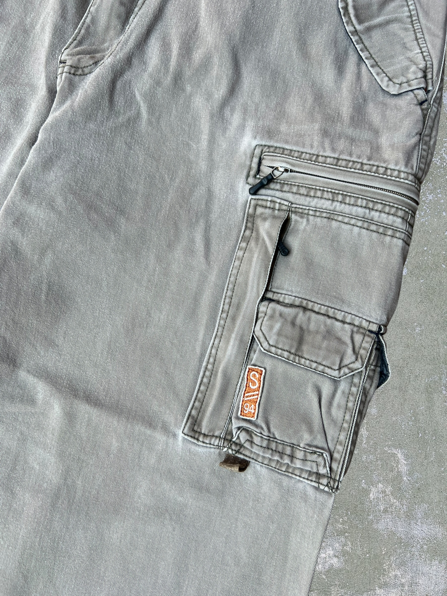 Early-2000s Sonoma Cargo Pants (36x30)