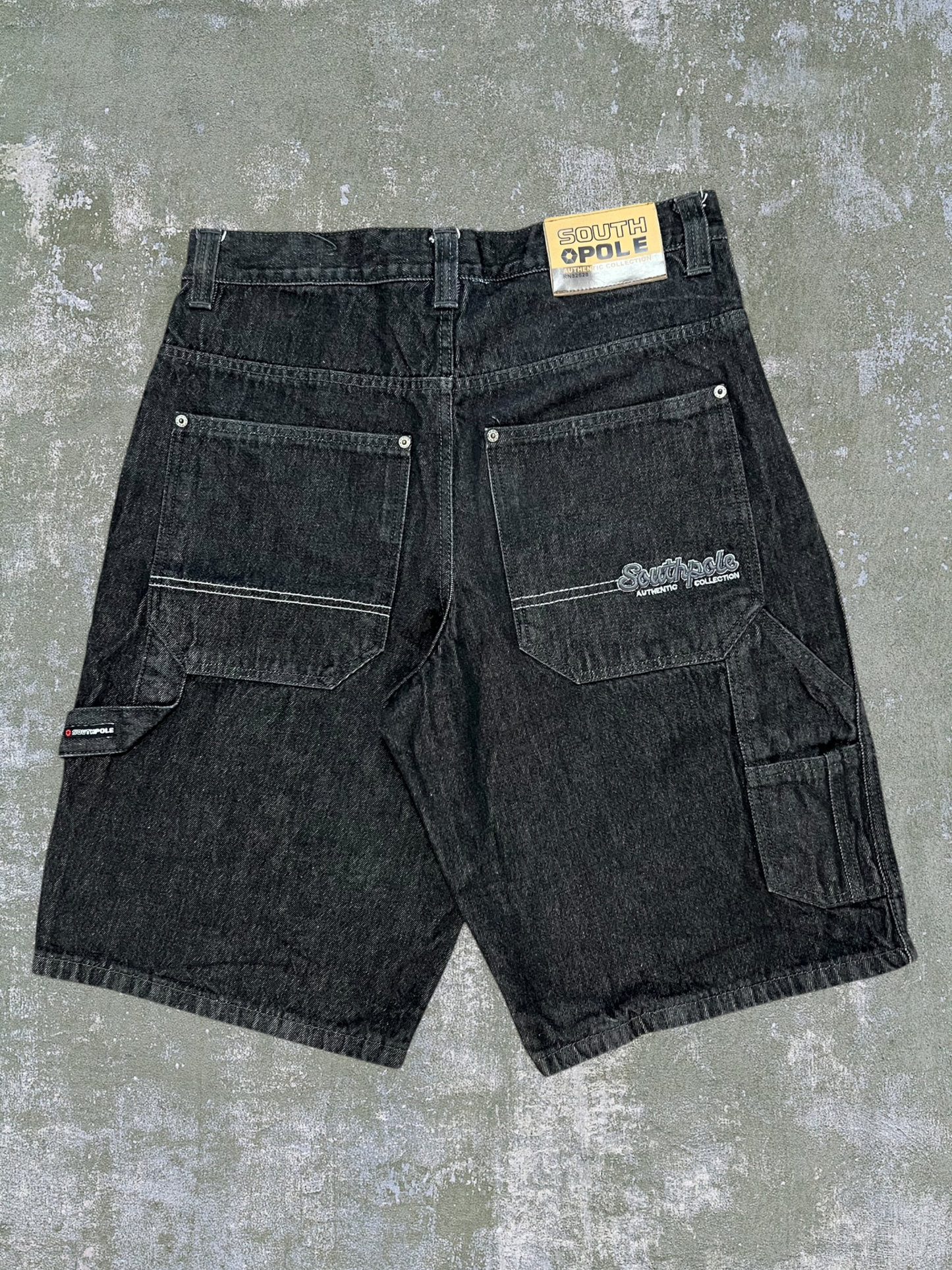 Early-2000s Southpole Carpenter Jean Shorts (34)