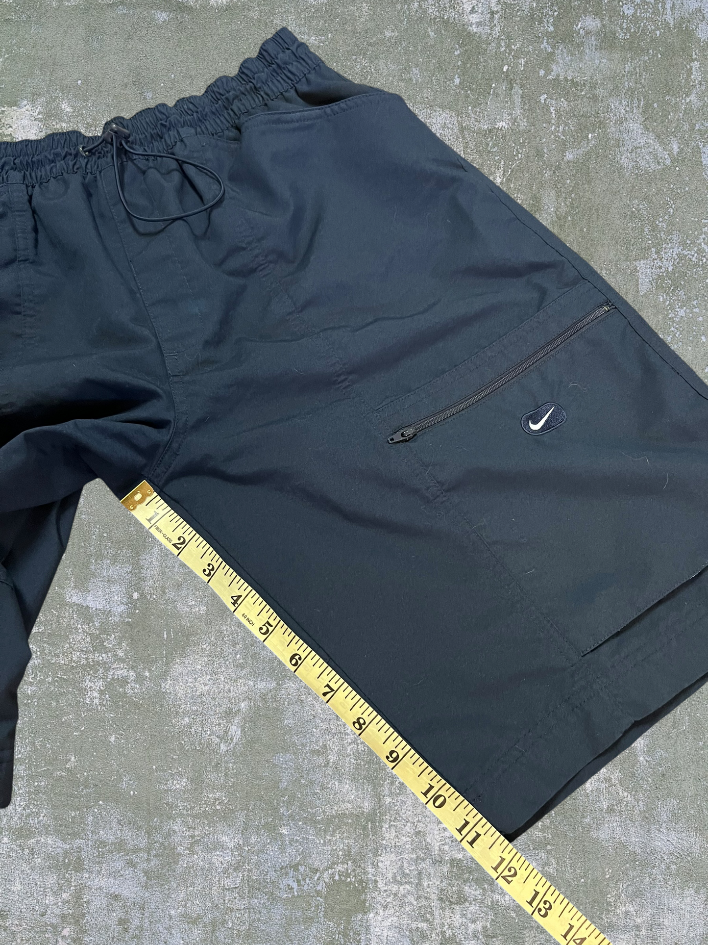 Early-2000s Nike Woven Cargo Shorts (M)
