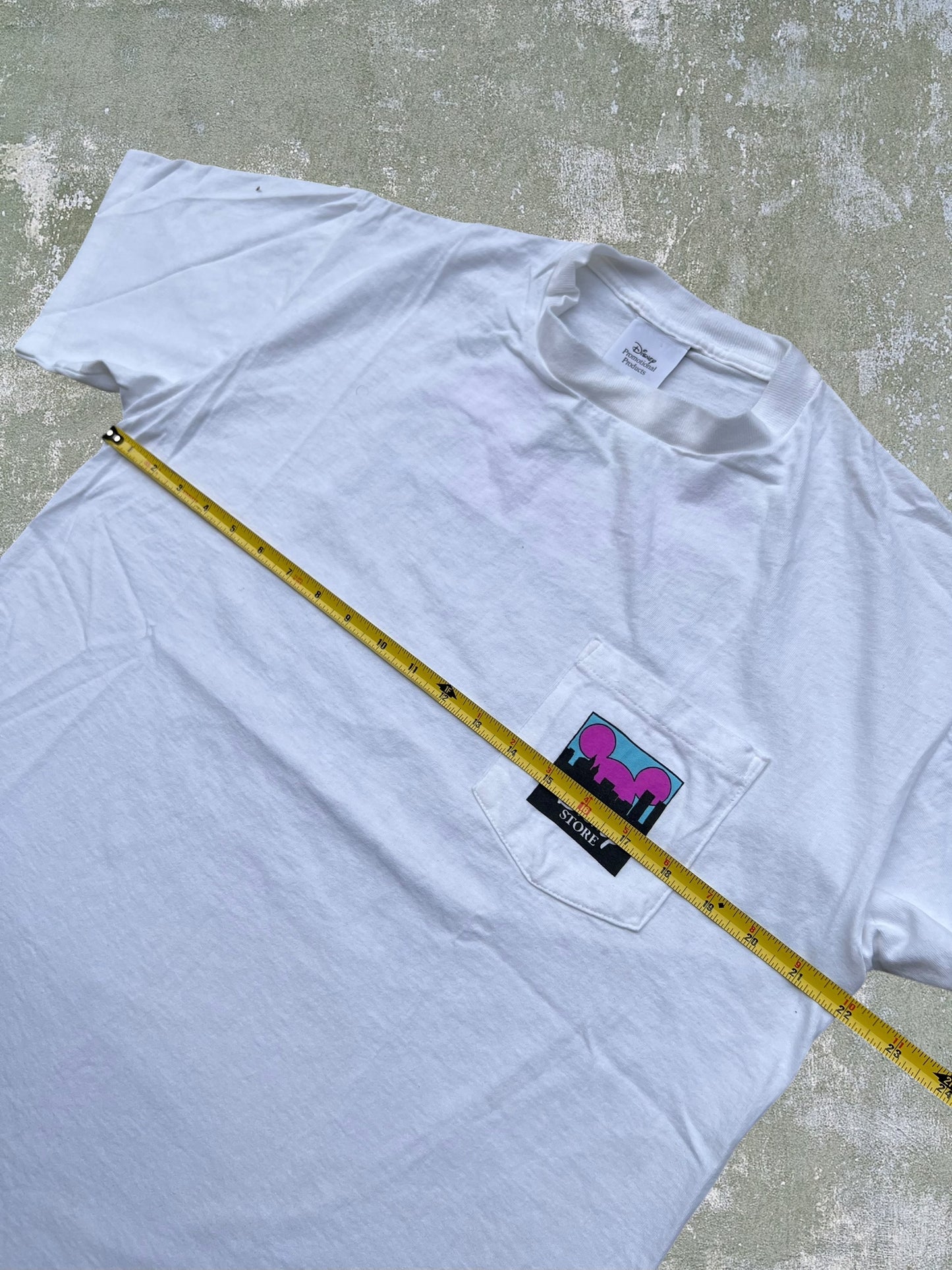 1998 Disney Store New York Grand Opening Tee (L)