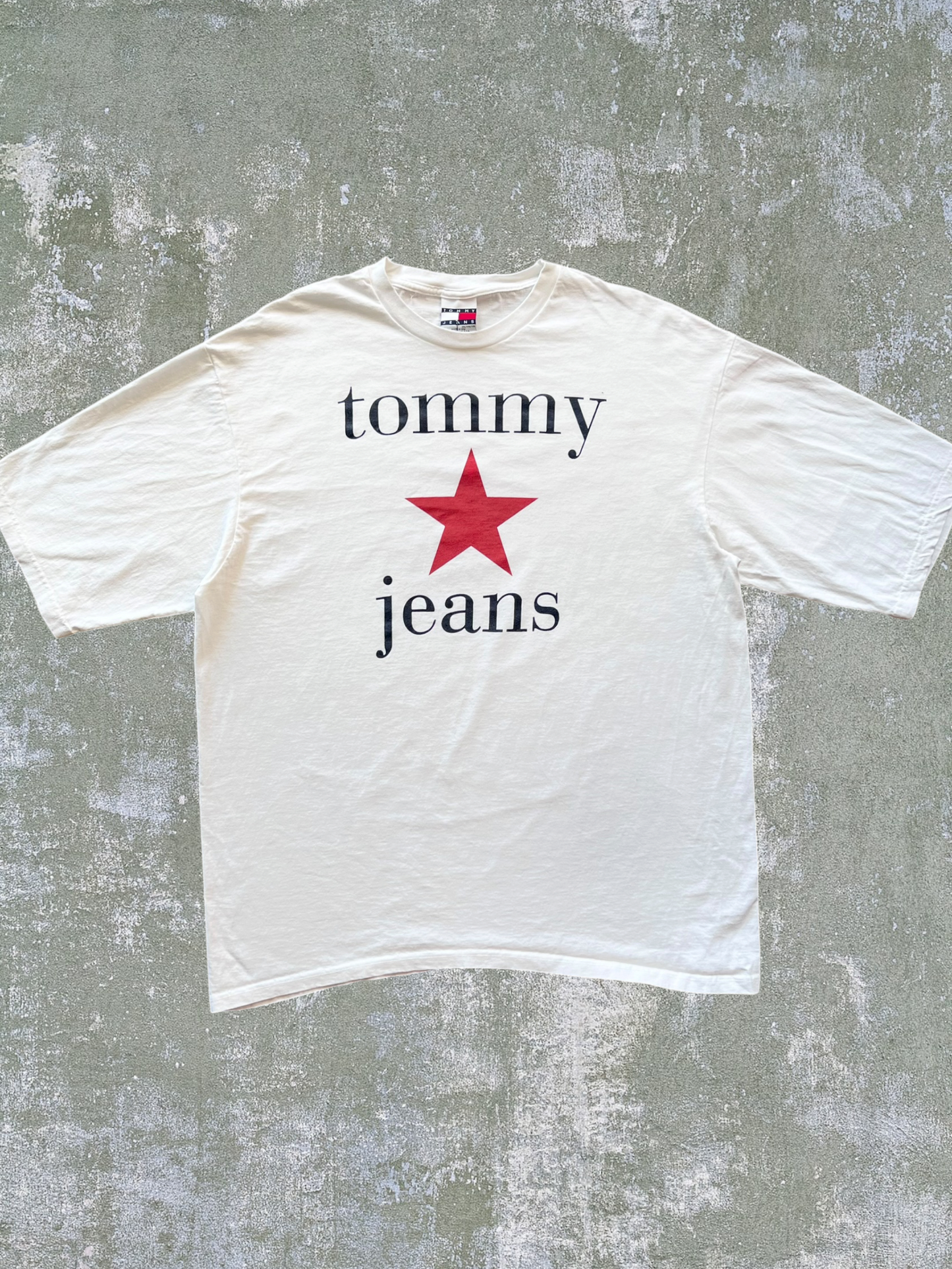 ‘90s Tommy Jeans Tee (XXL)