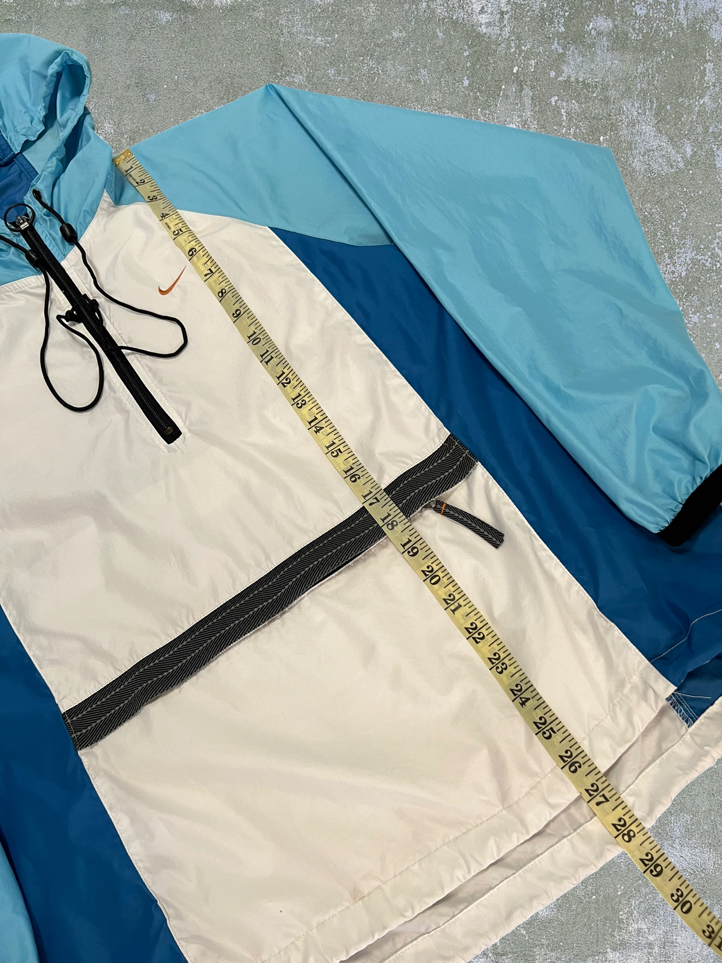 ‘90s Nike Anorak Windbreaker (Women’s M)