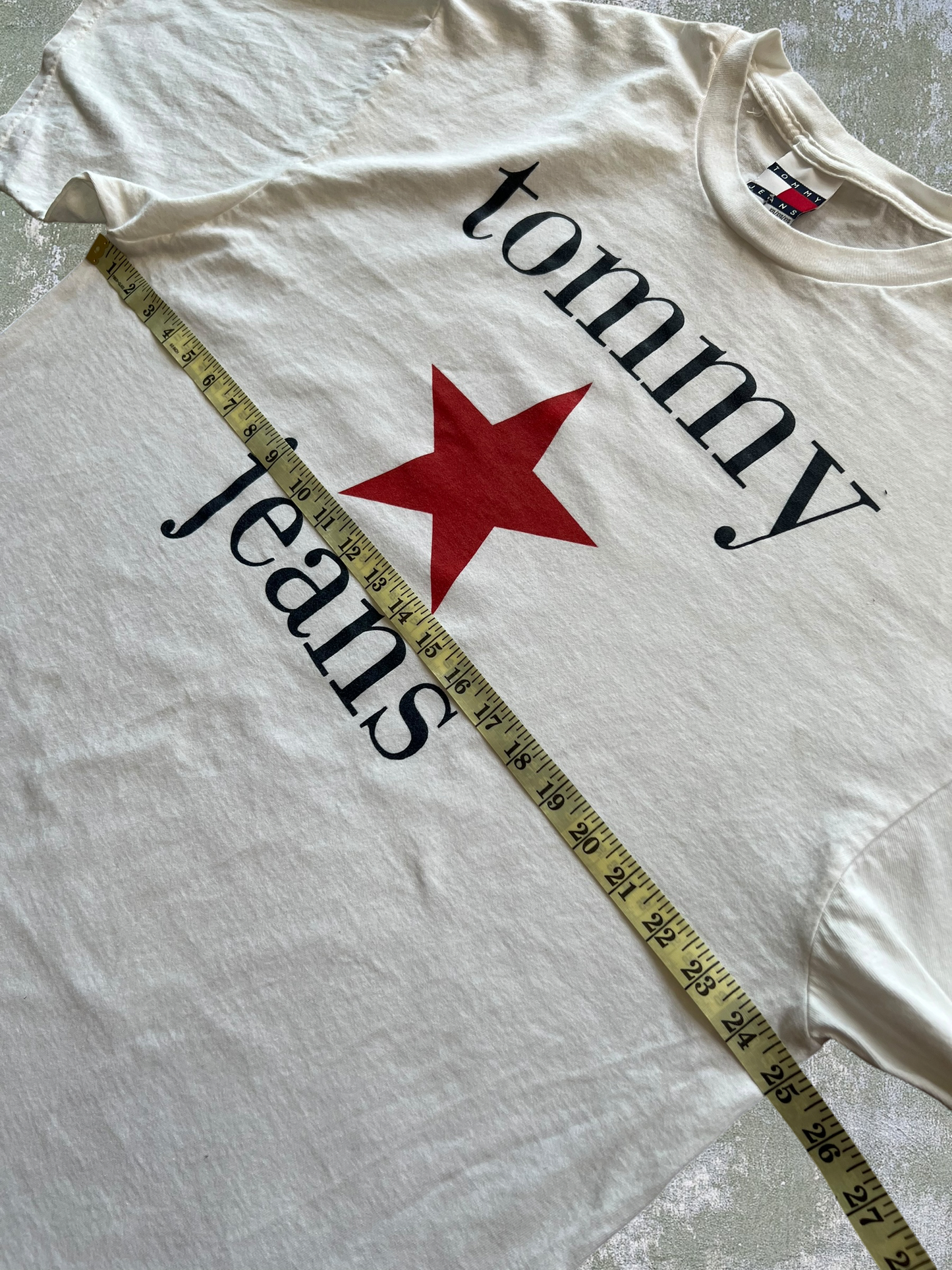 ‘90s Tommy Jeans Tee (XXL)