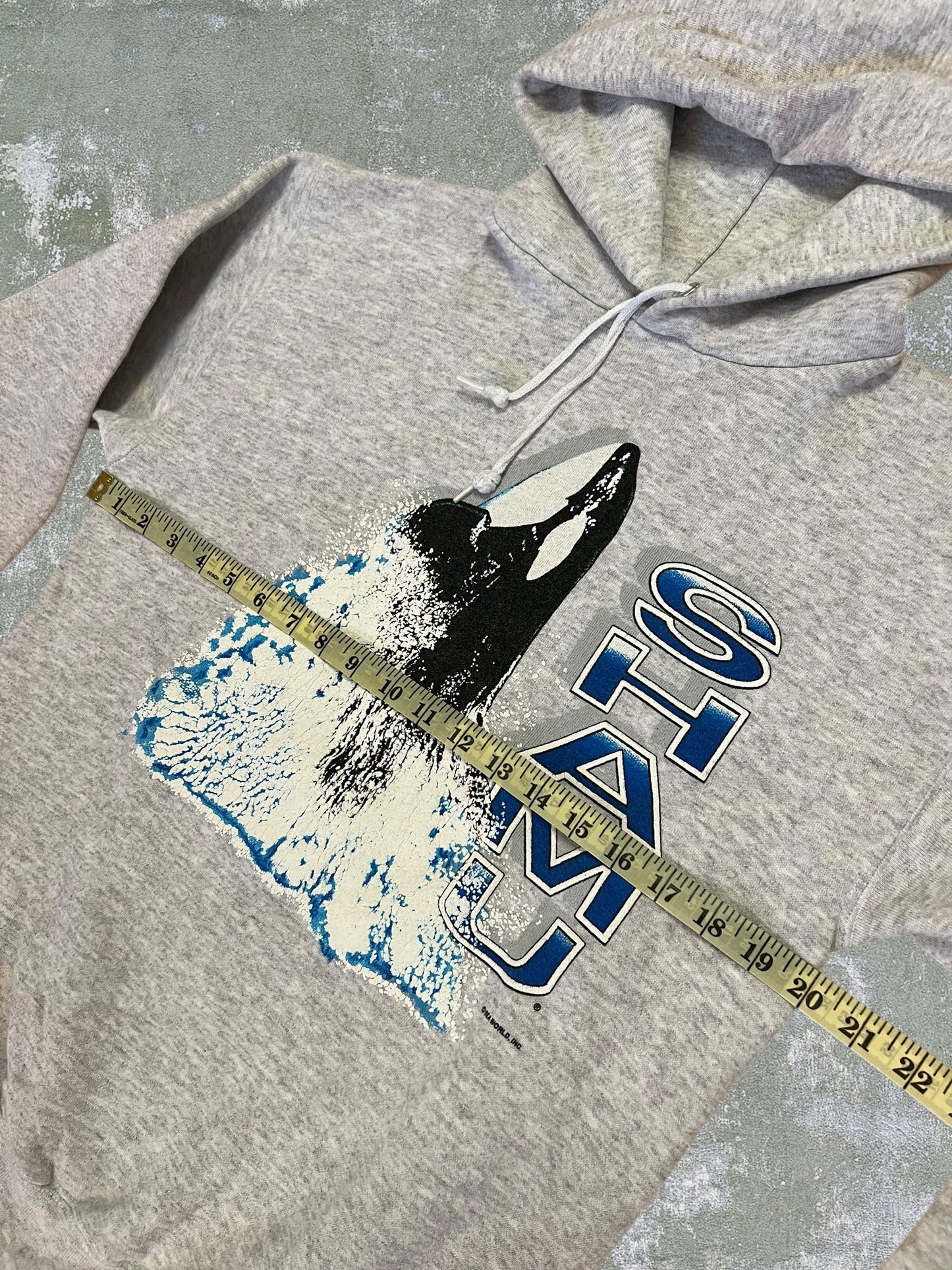 ‘90s Shamu Hoodie (S)