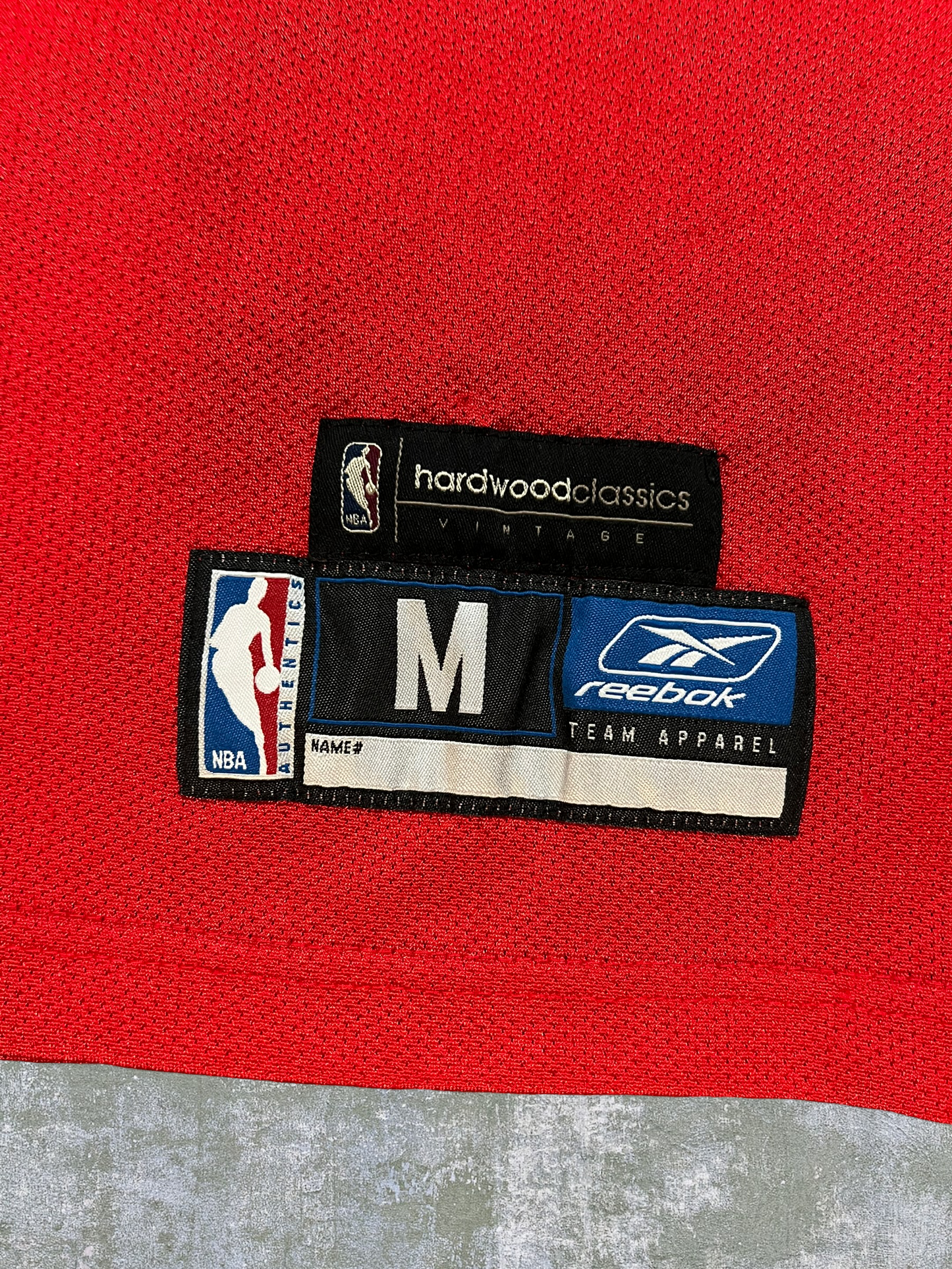 Early-2000s Reebok Allen Iverson Philadelphia 76ers Jersey (M)