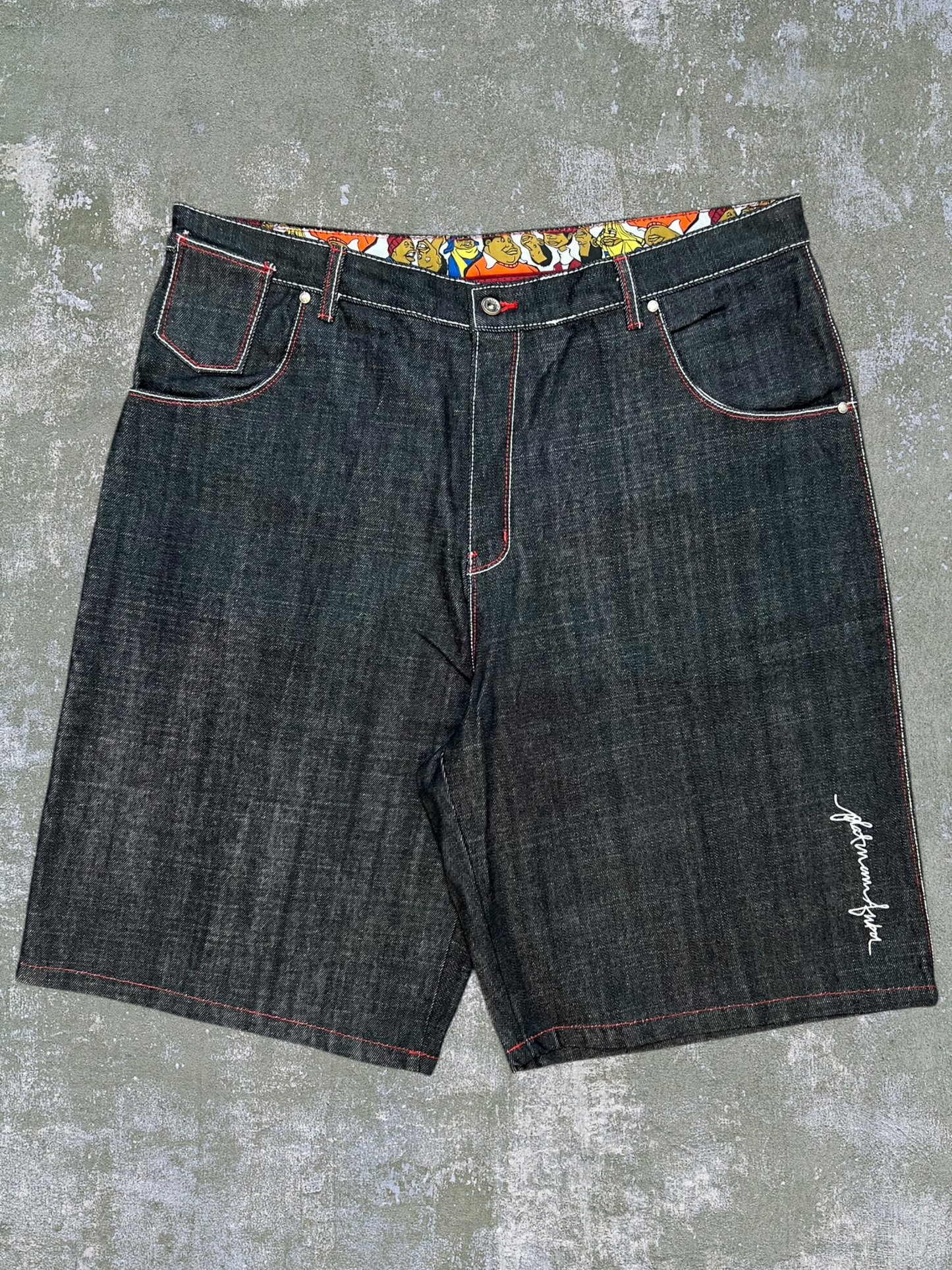 Early-2000s Platinum FUBU Jean Shorts (40)