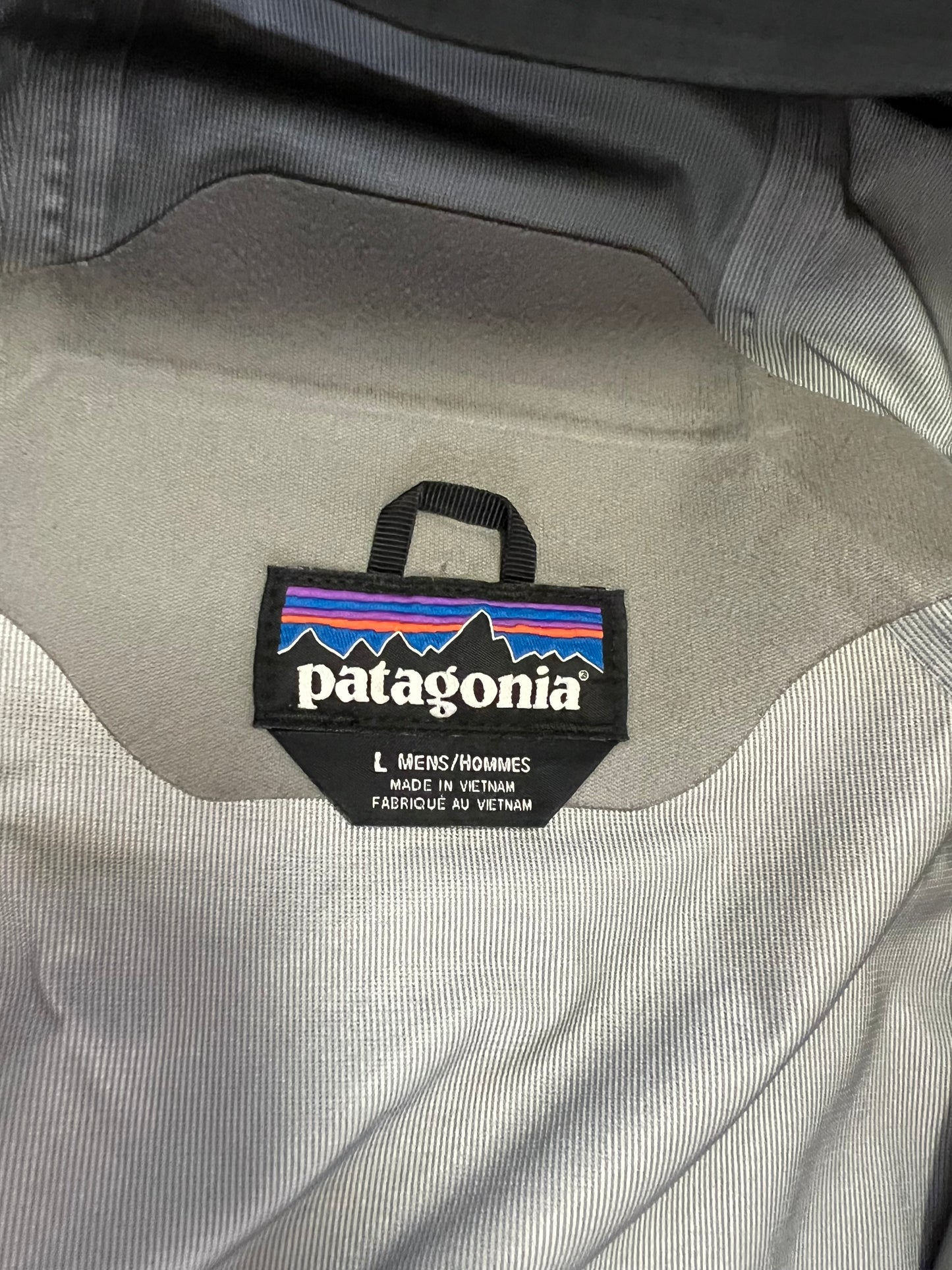 2020 Patagonia Torrentshell Jacket (L)