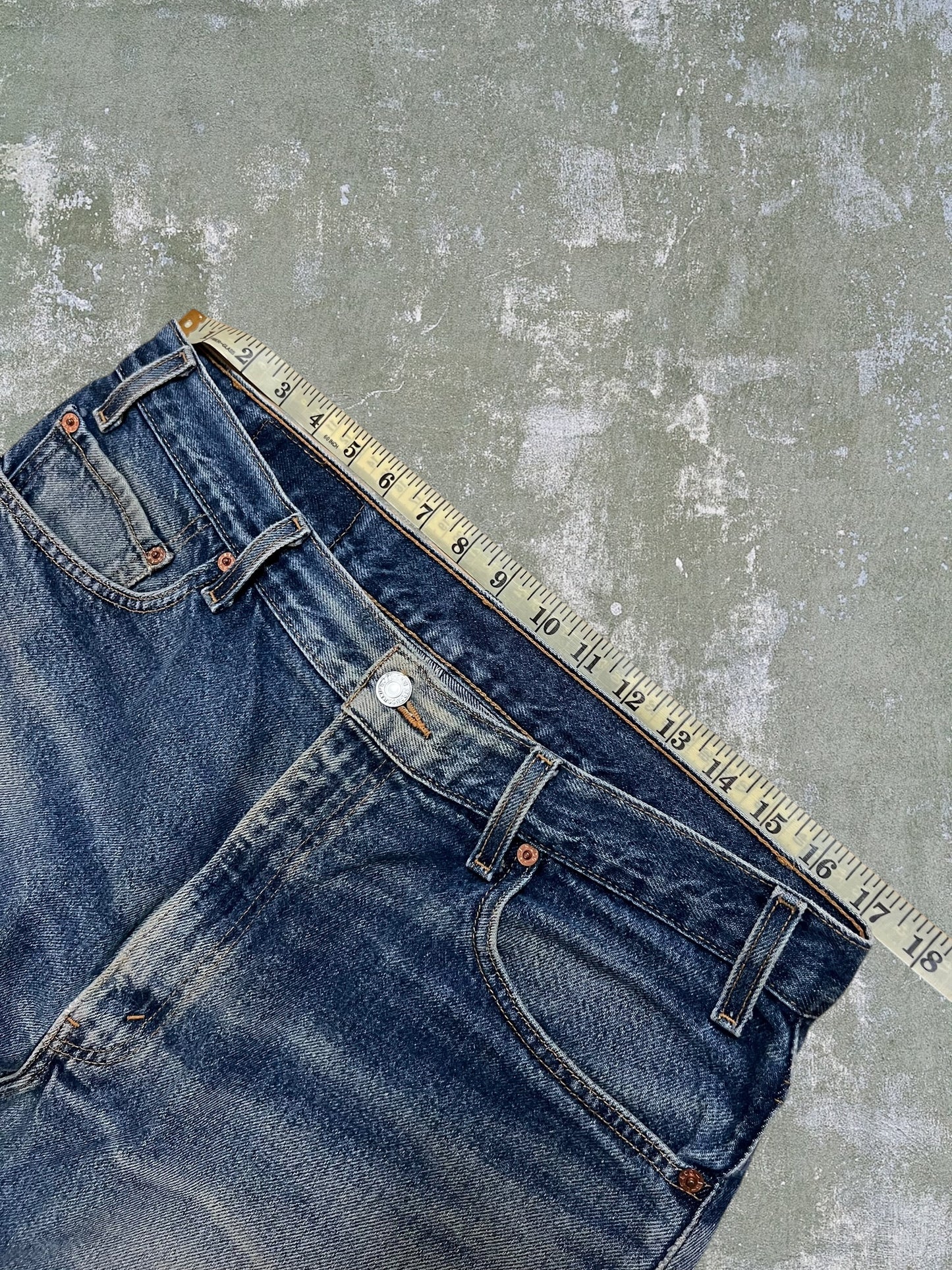 Early-2000s Levi’s 505 Jeans (36x30)