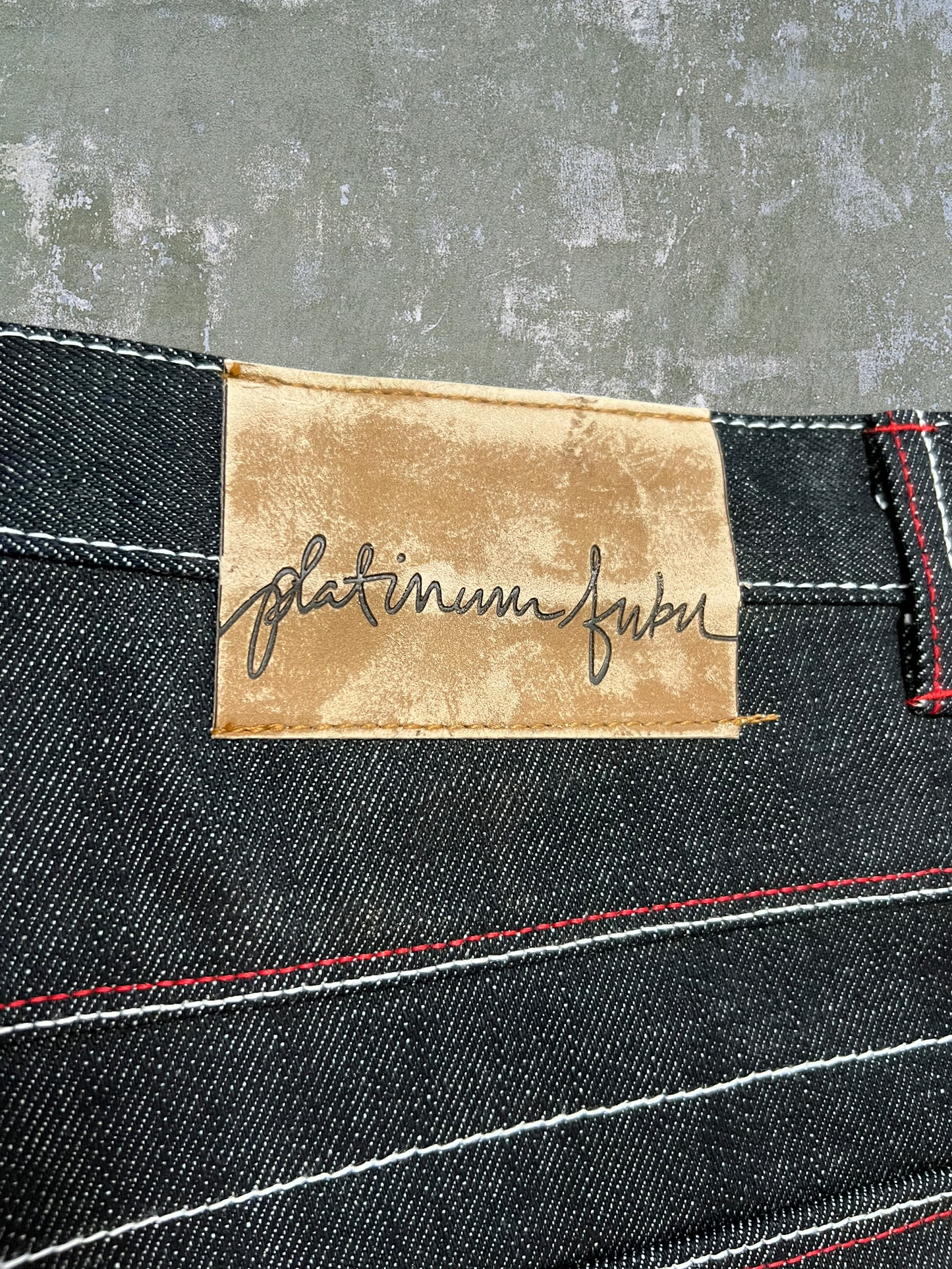 Early-2000s Platinum FUBU Jean Shorts (40)