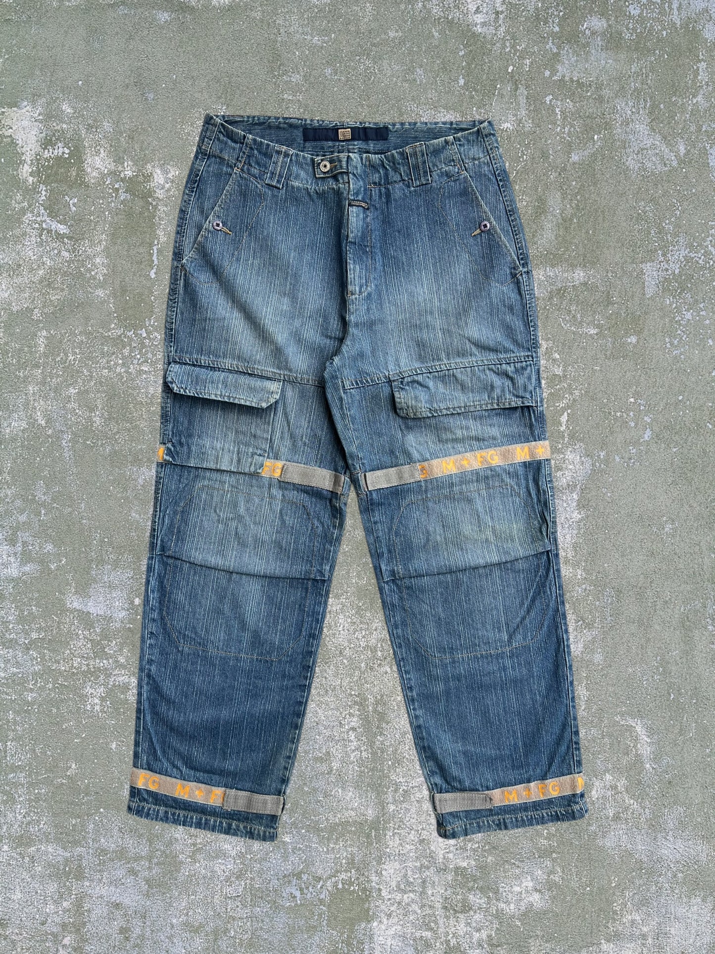 2000s Marithe Francois Girbaud Cargo Jeans (38x34)