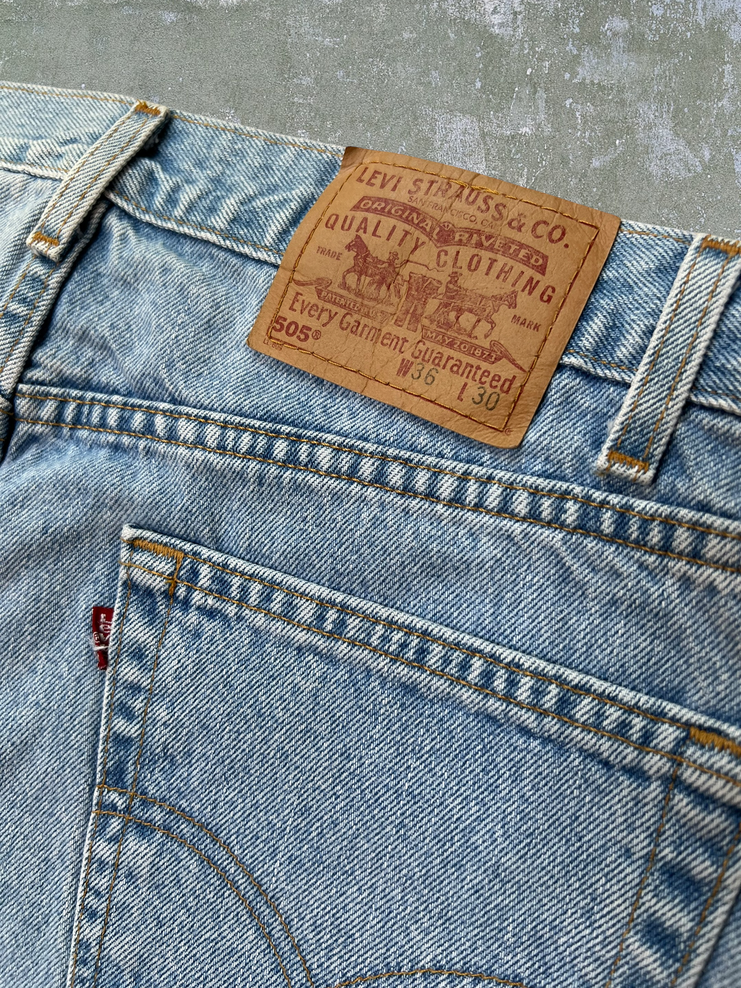 ‘90s/Early-2000s Levi’s 505 Jeans (36x30)