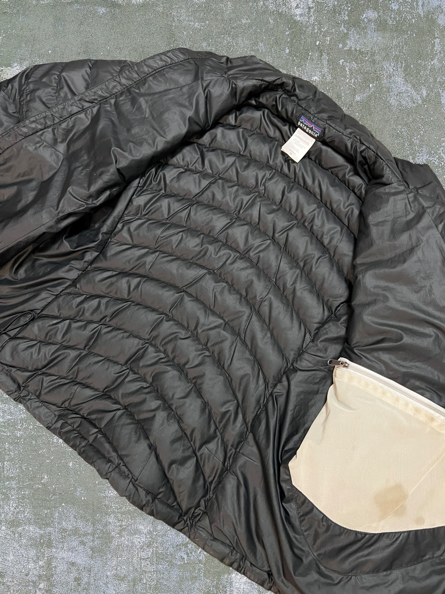 2008 Patagonia Down Filled Puffer Jacket (Women’s M)