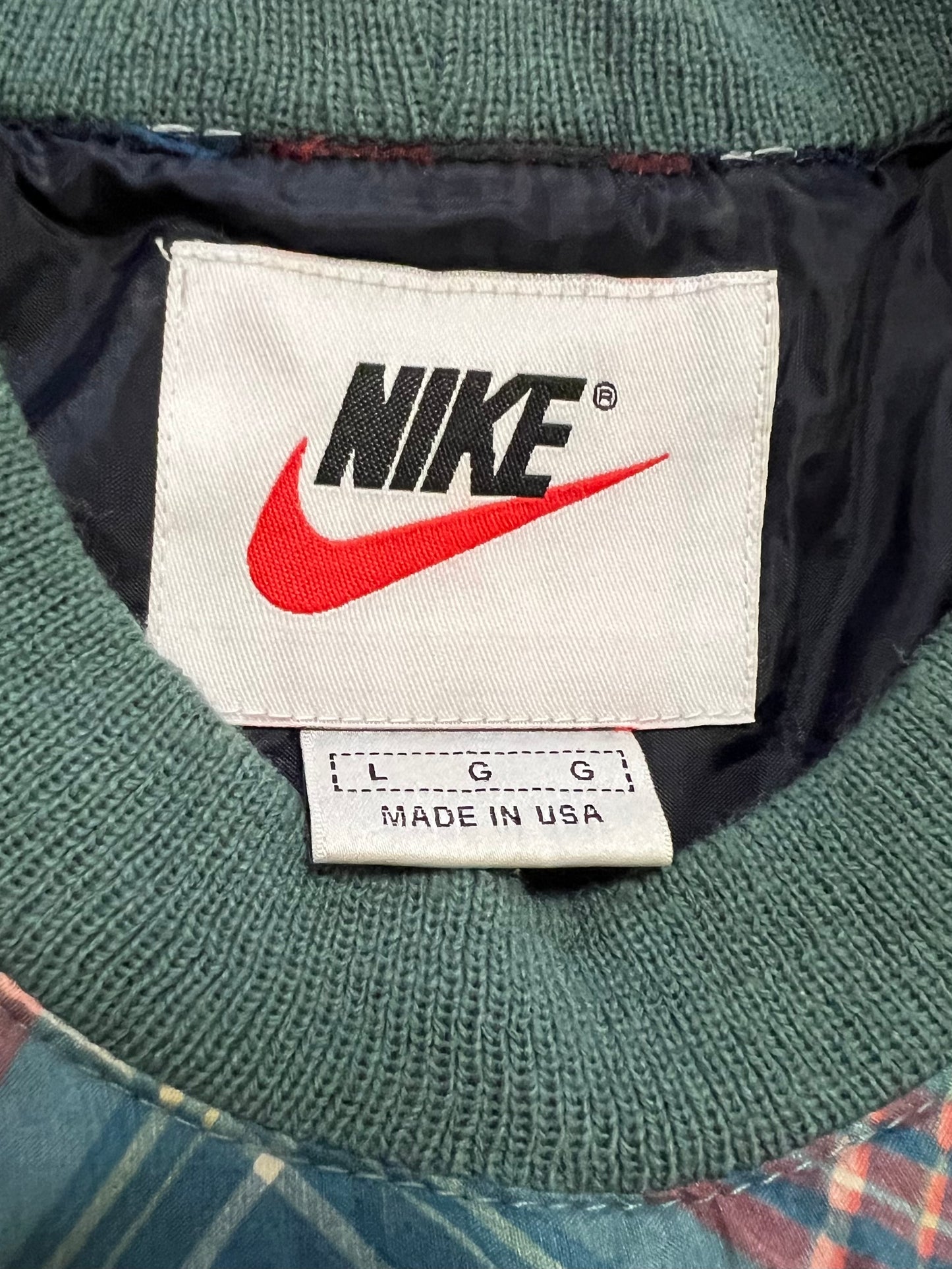 ‘90s Nike Pullover Windbreaker (Youth L)