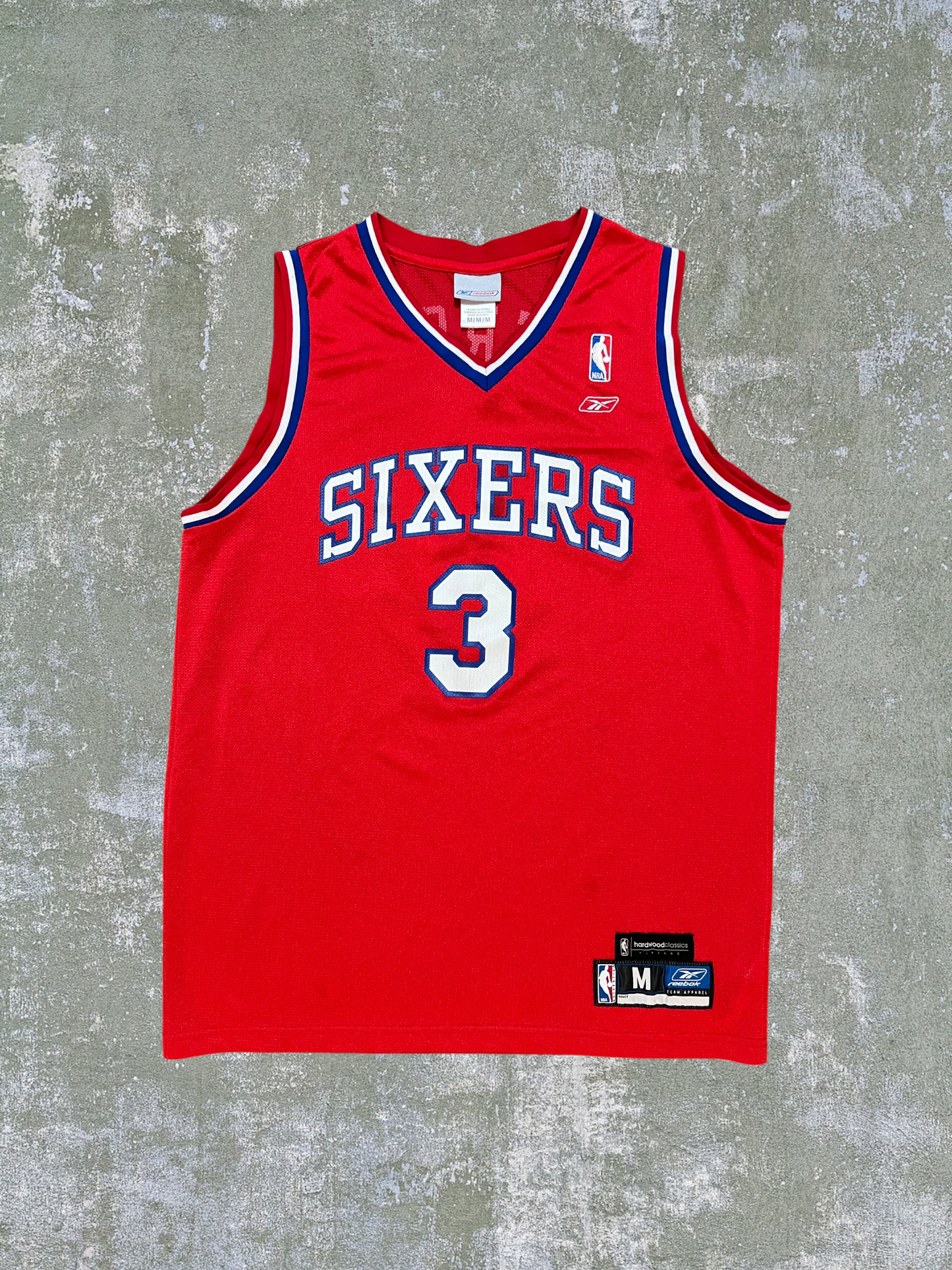Early-2000s Reebok Allen Iverson Philadelphia 76ers Jersey (M)
