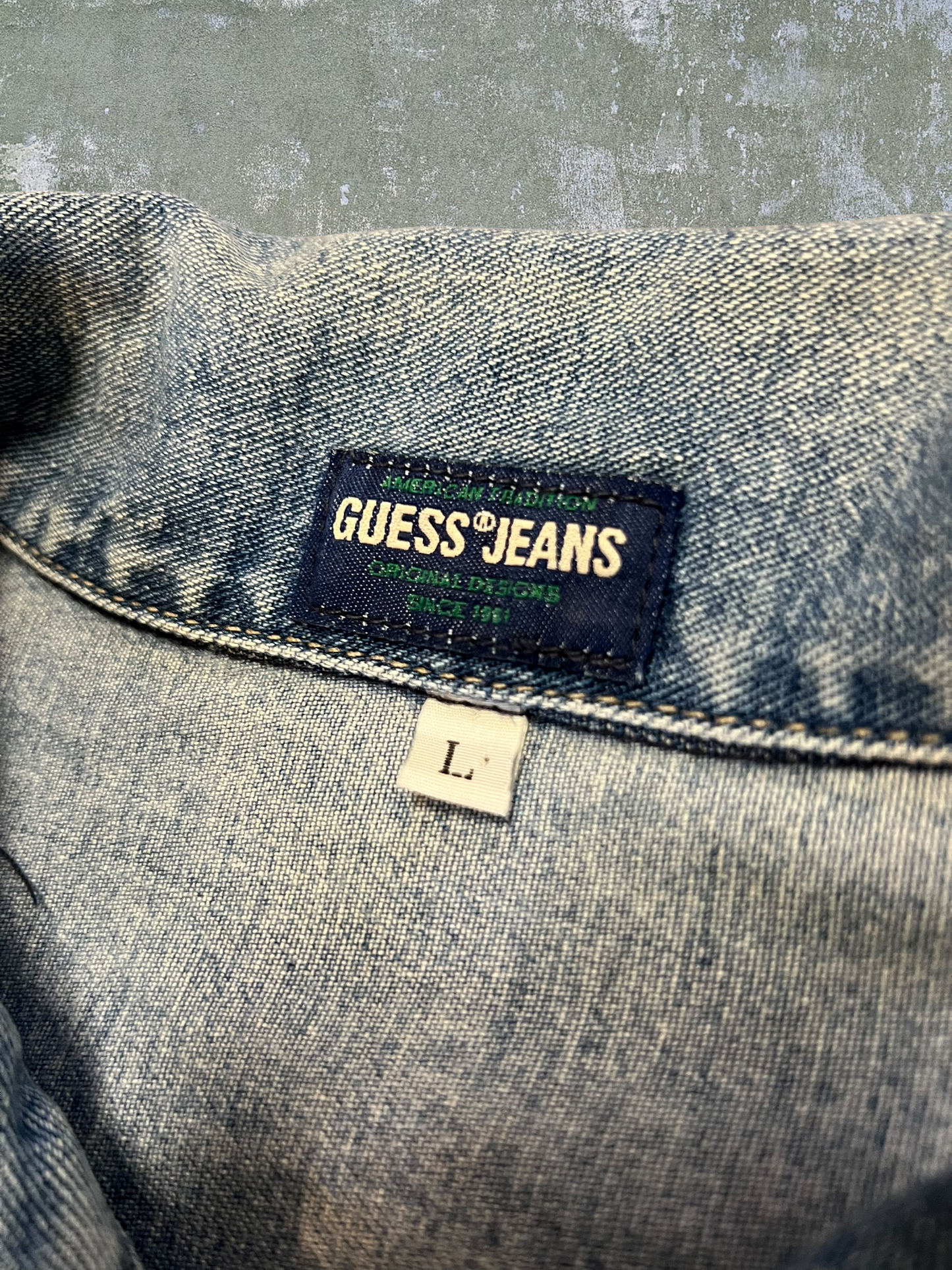 ‘90s Guess Jeans Denim Jacket (L)