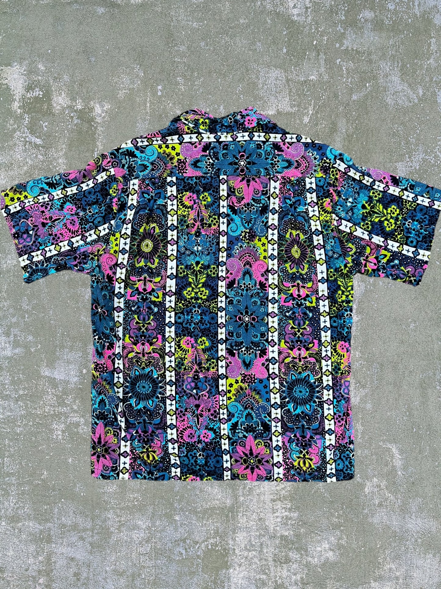 Vintage Hawaiian Loop Collar Shirt (M)