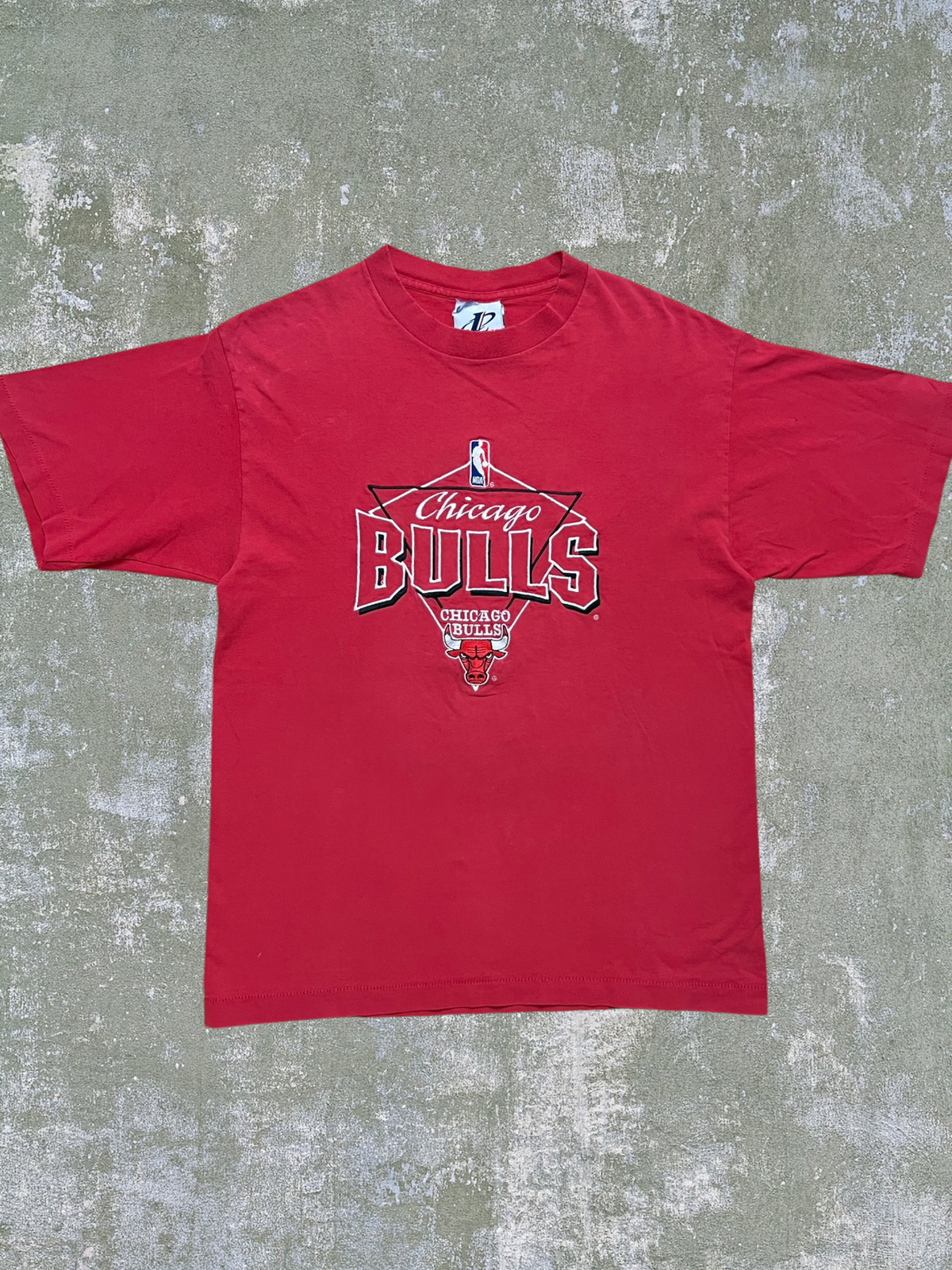 ‘90s Logo Athletic Chicago Bulls Tee (M)