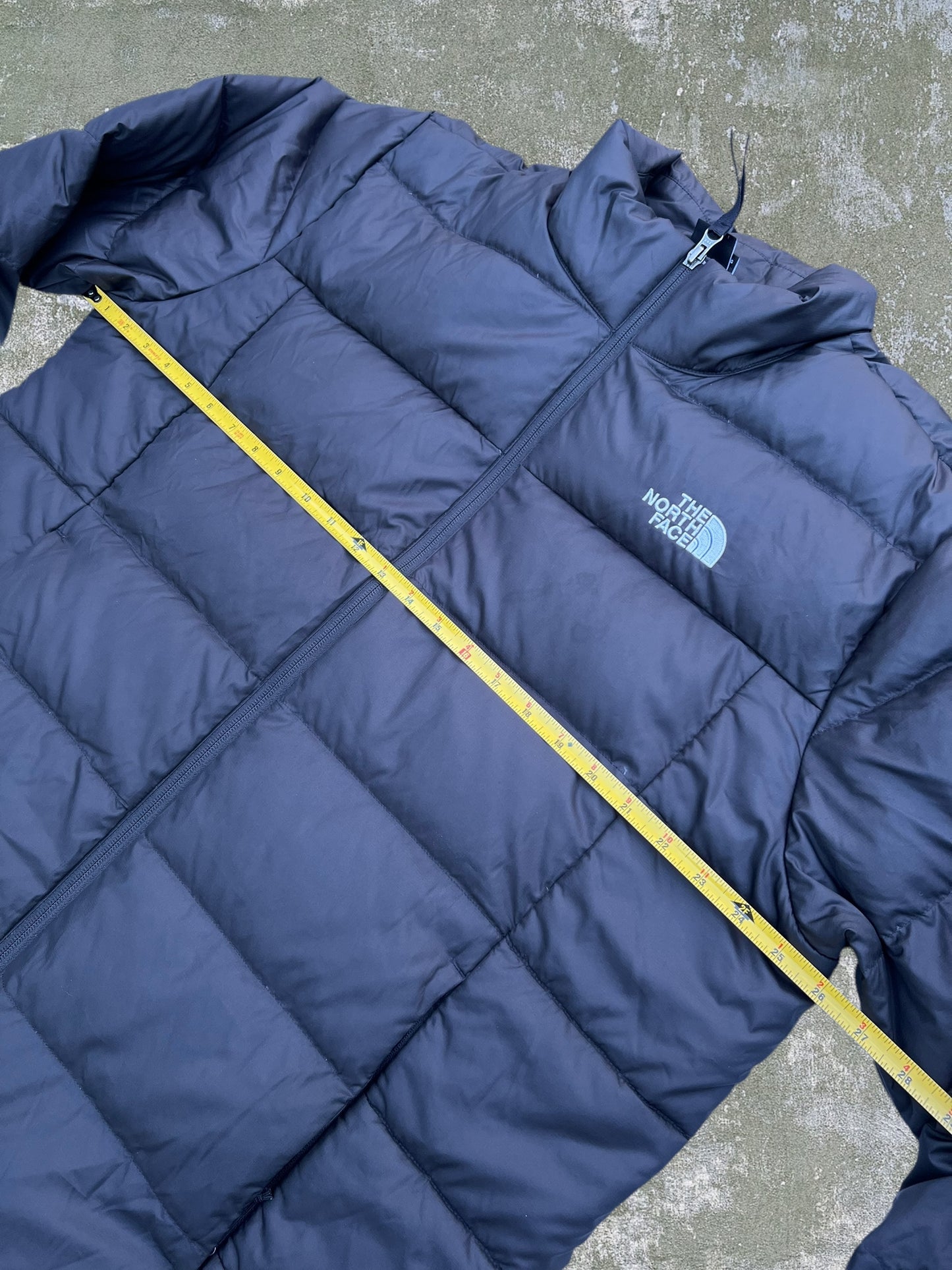 The North Face 550 Fill Puffer Jacket (XL)