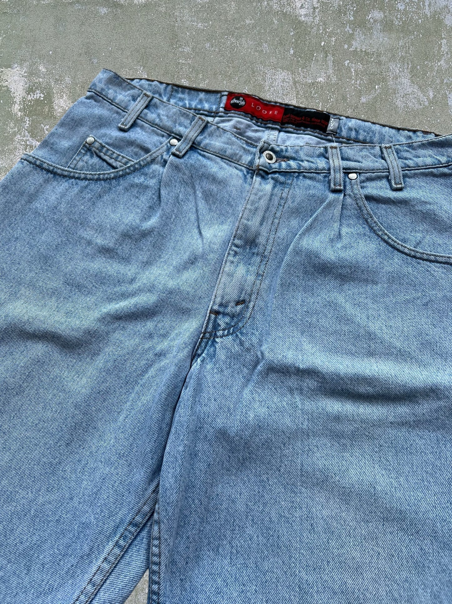 ‘90s Levi’s Silver Tab Jean Shorts (36)