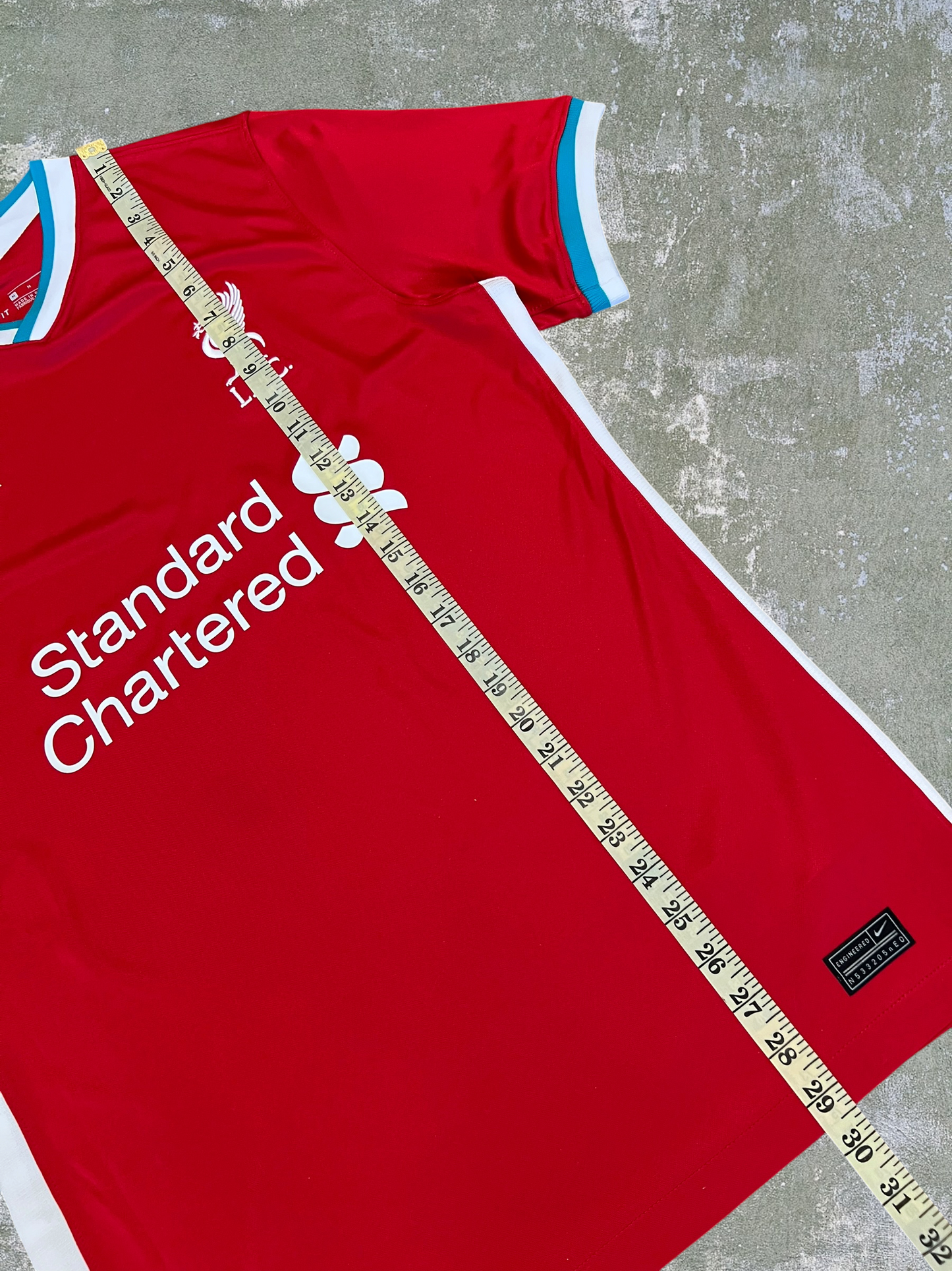 2020 Nike Liverpool Jersey (M)
