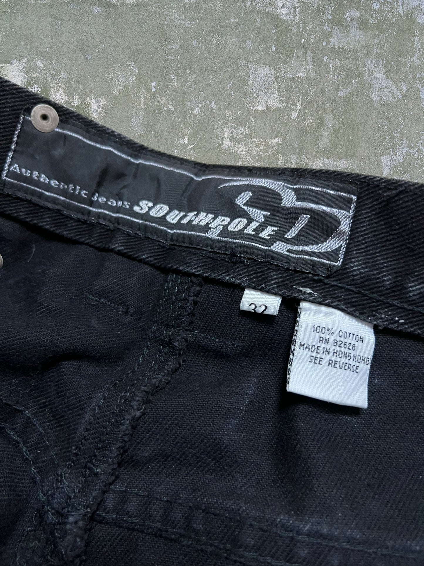 Early-2000s Southpole Carpenter Jeans (32)