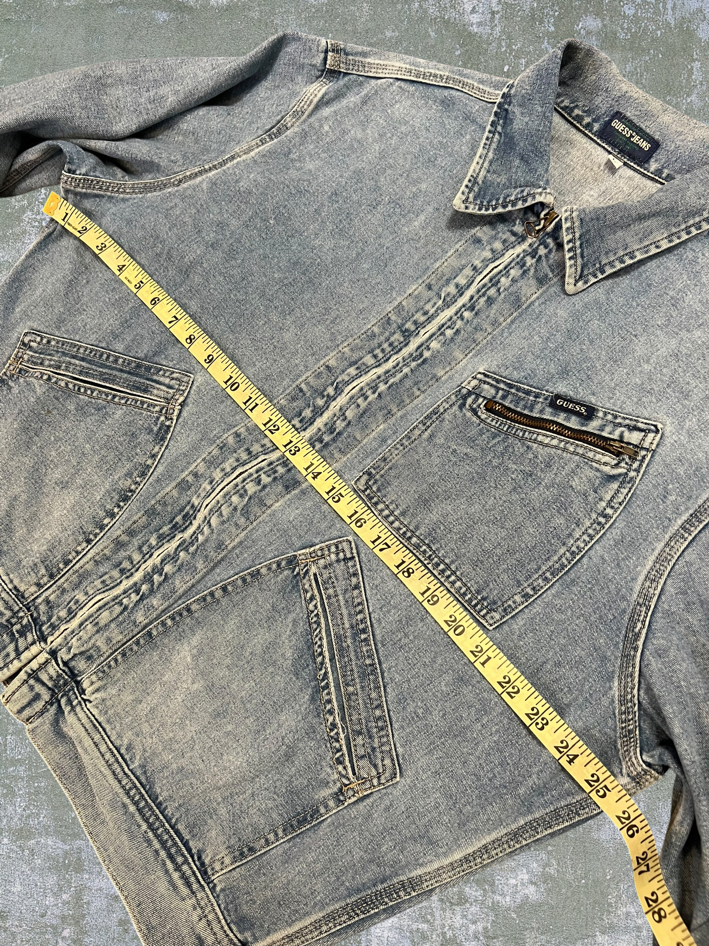 ‘90s Guess Jeans Denim Jacket (L)