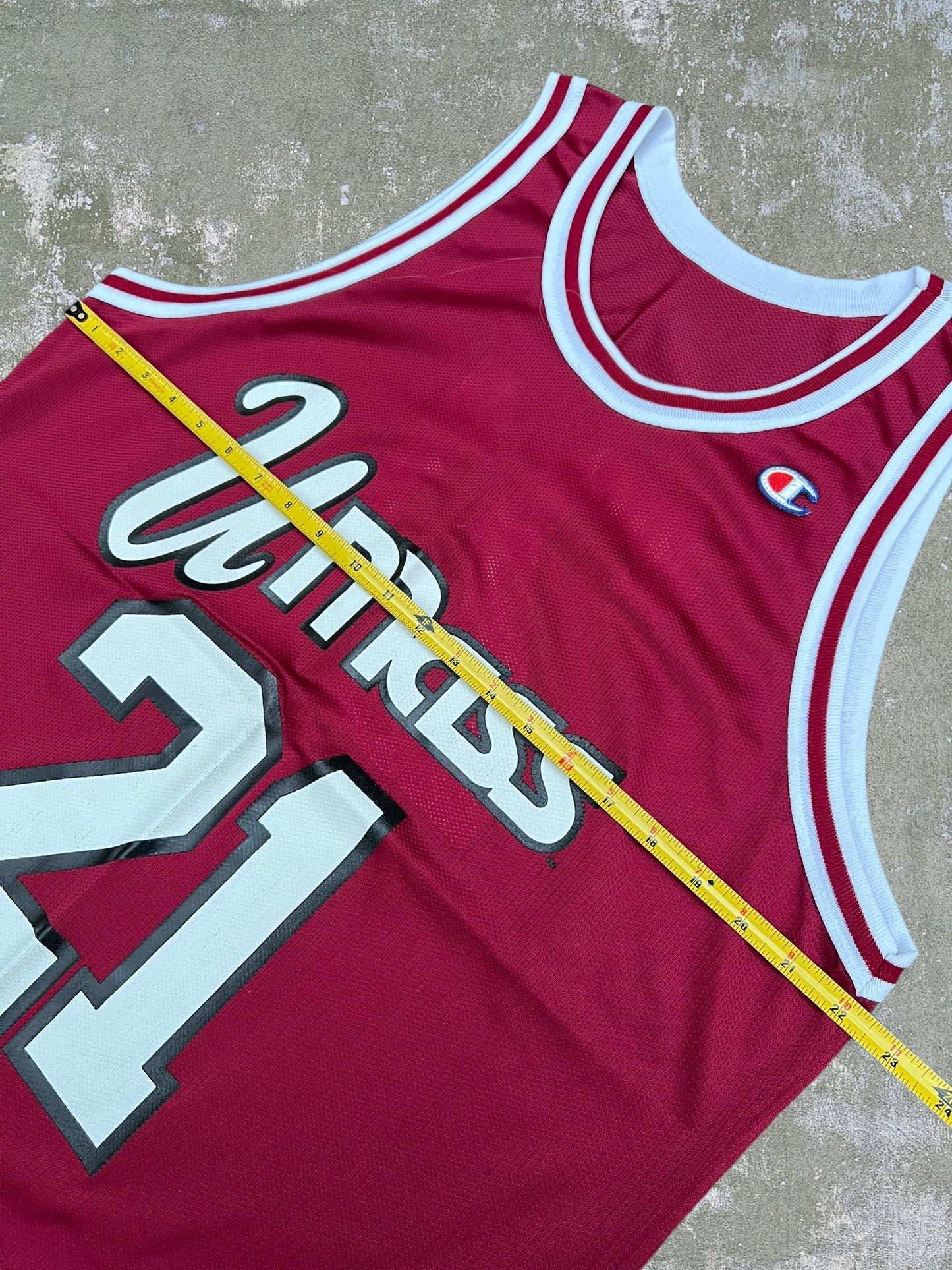 ‘90s Champion UMass Basketball Jersey (XL)