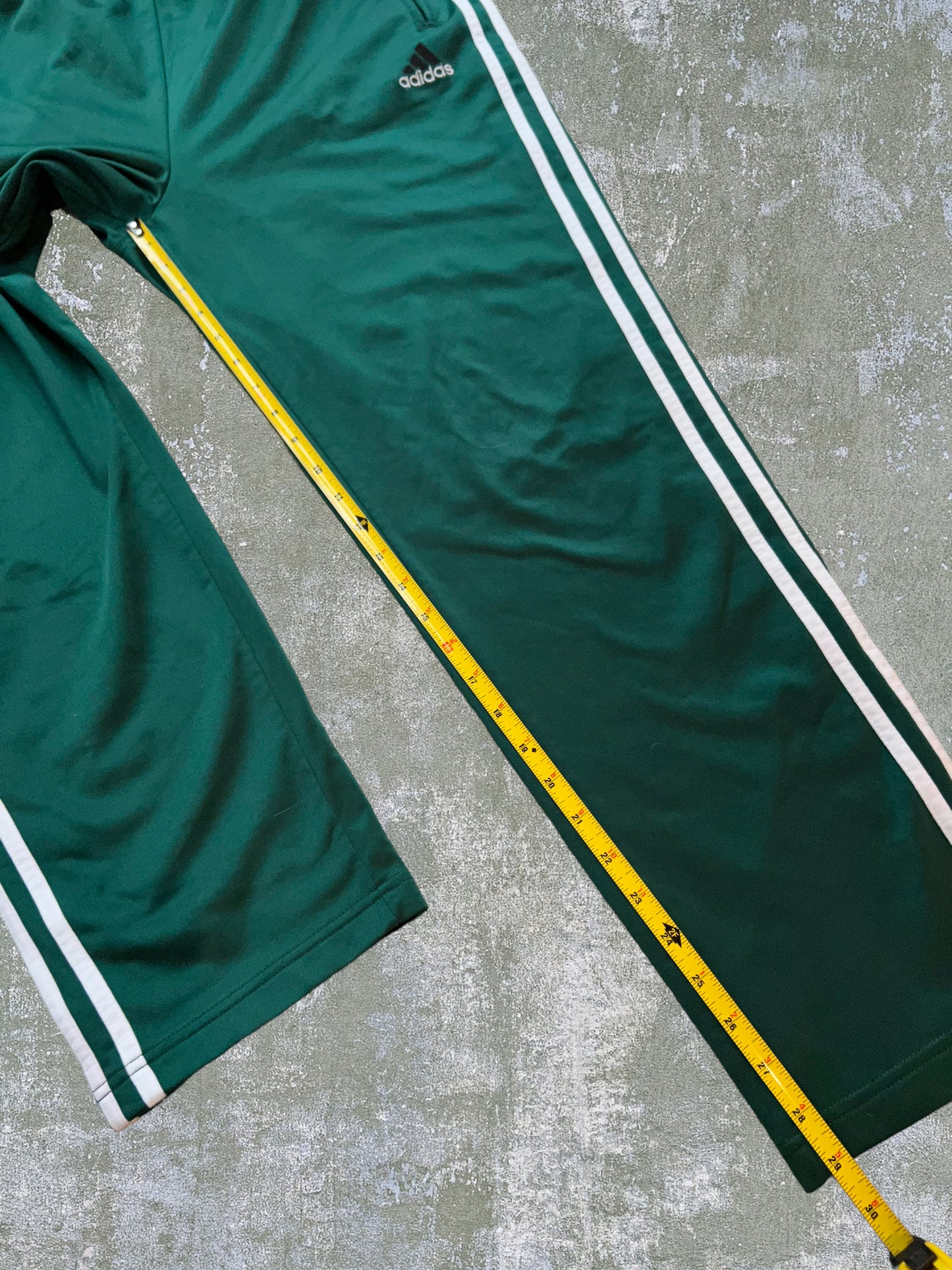 ‘90s Adidas Snap Button Warm Up Pants (M)