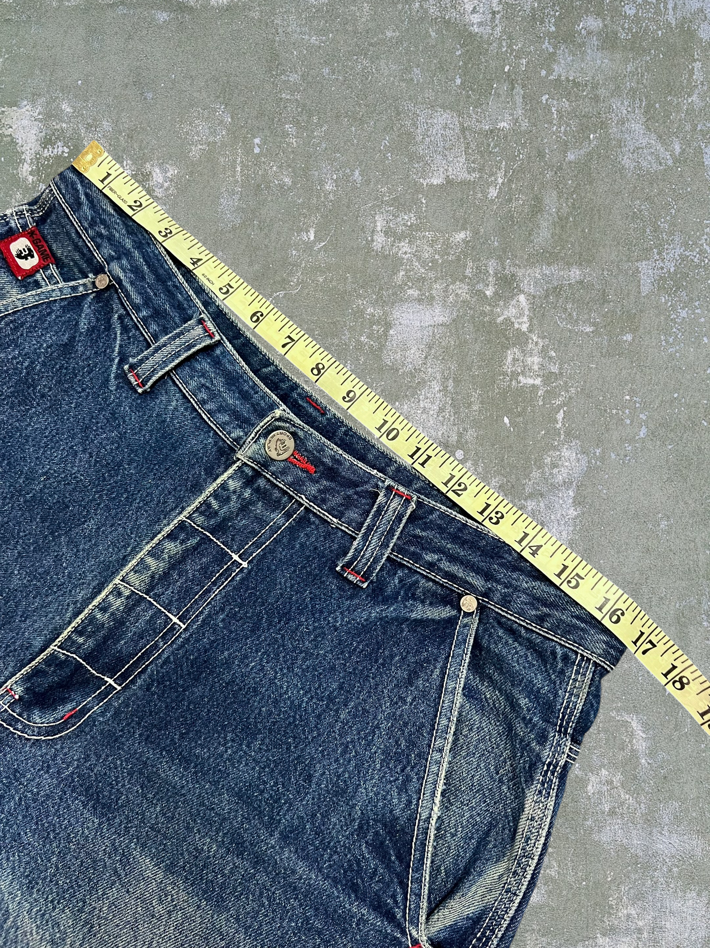 Early-2000s Sport Replay Carpenter Jean Shorts (33)