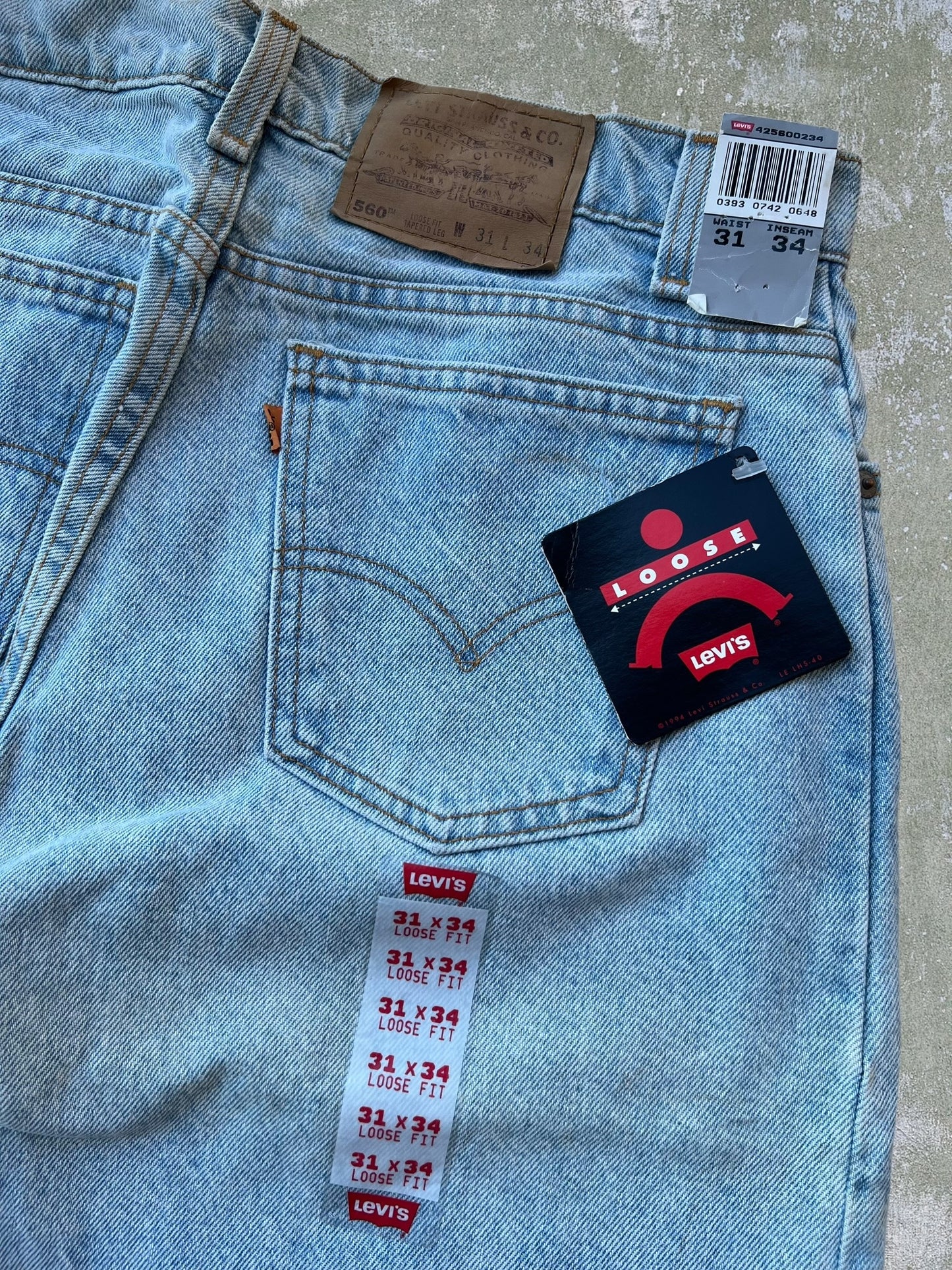 Mid-90s Levi’s 560 Jeans (31x34) (New With Tags)