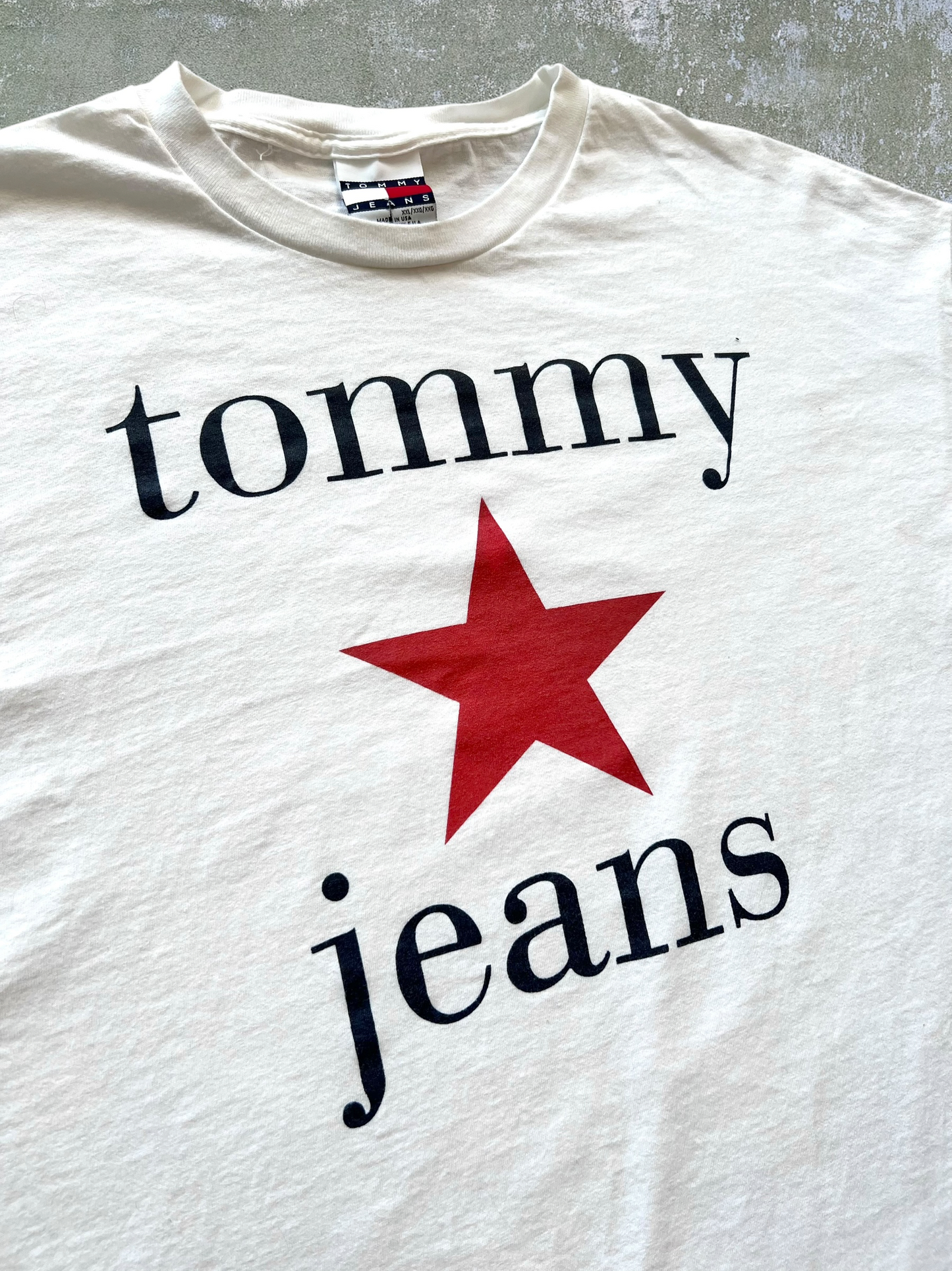 ‘90s Tommy Jeans Tee (XXL)