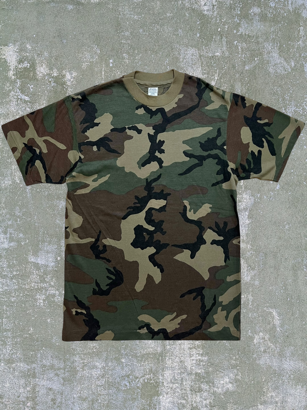 ‘80s/‘90s Woodland Camo Tee (M)