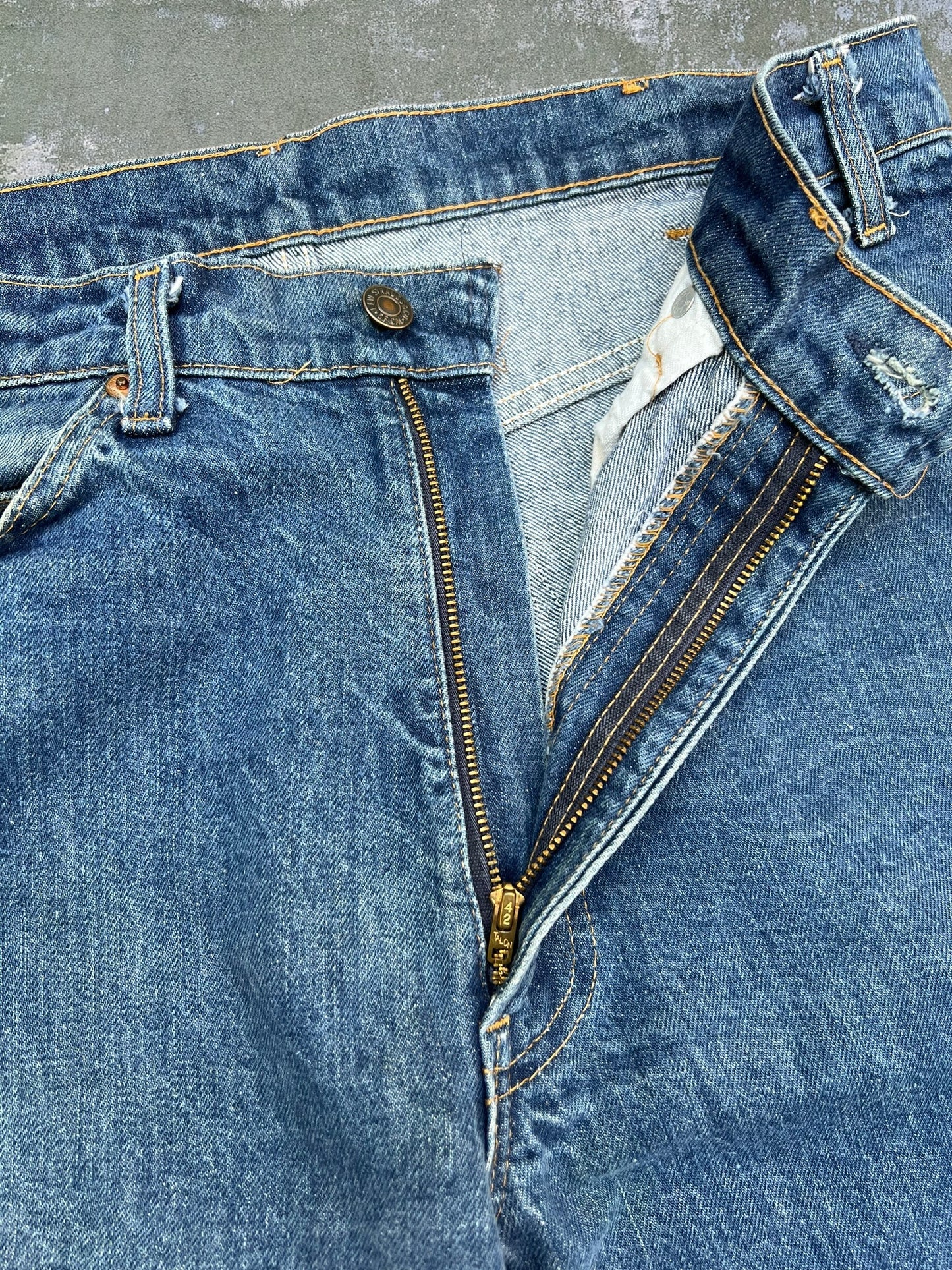 ‘70s/Early-80s Levi’s 517 Boot Cut Jeans (36x33)