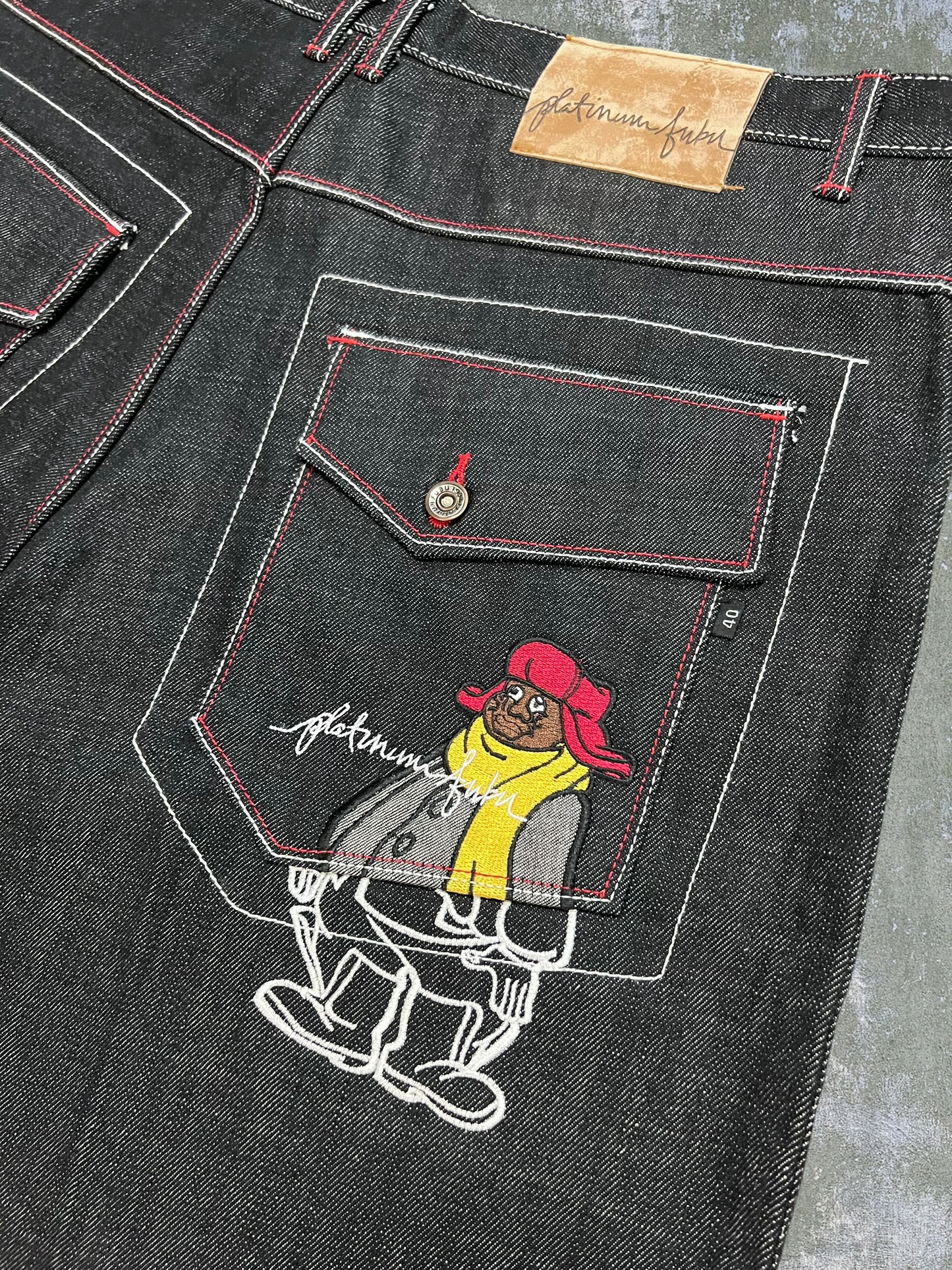 Early-2000s Platinum FUBU Jean Shorts (40)