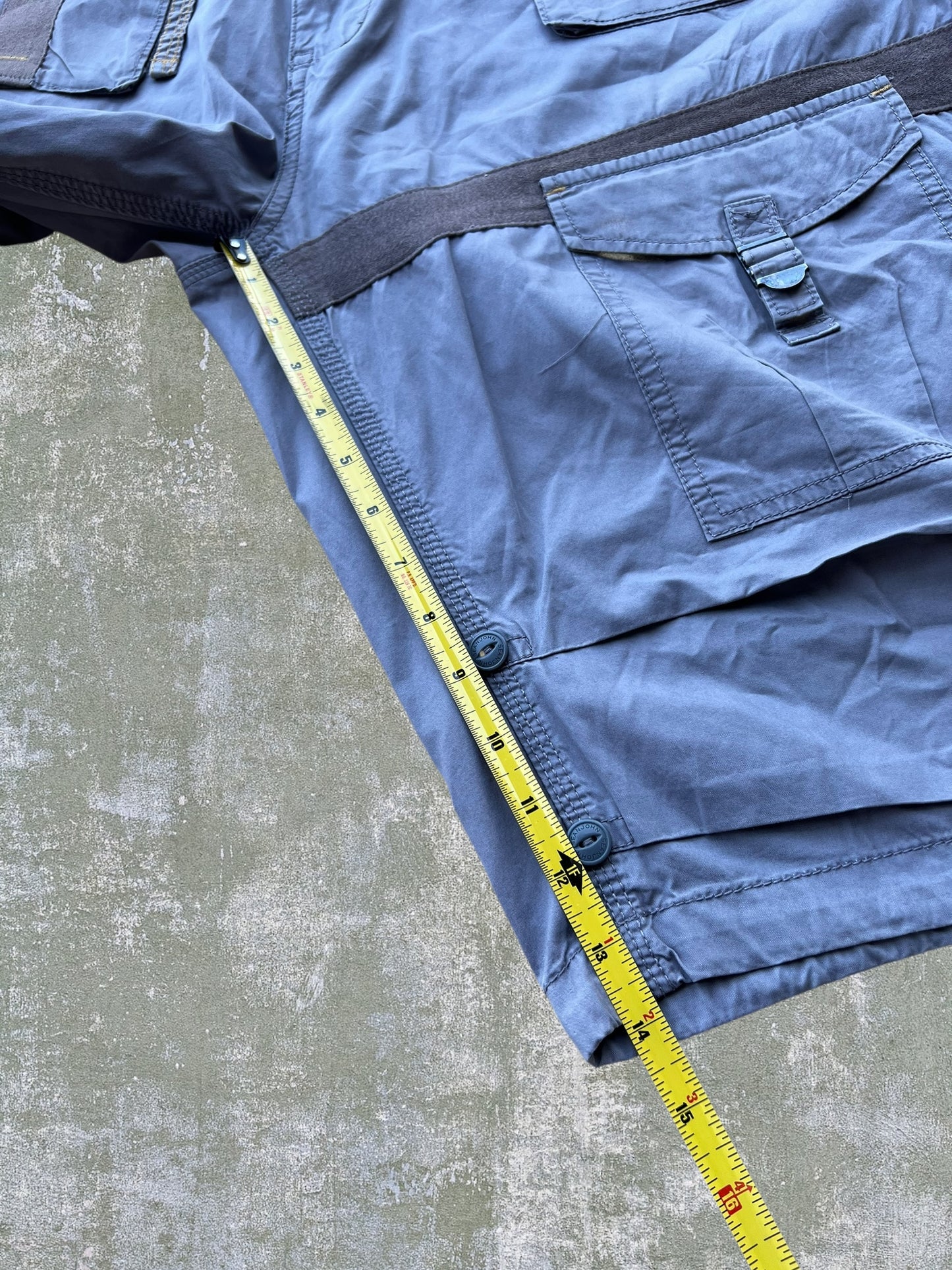 Early-2000s Sean John Tactical Shorts (38)