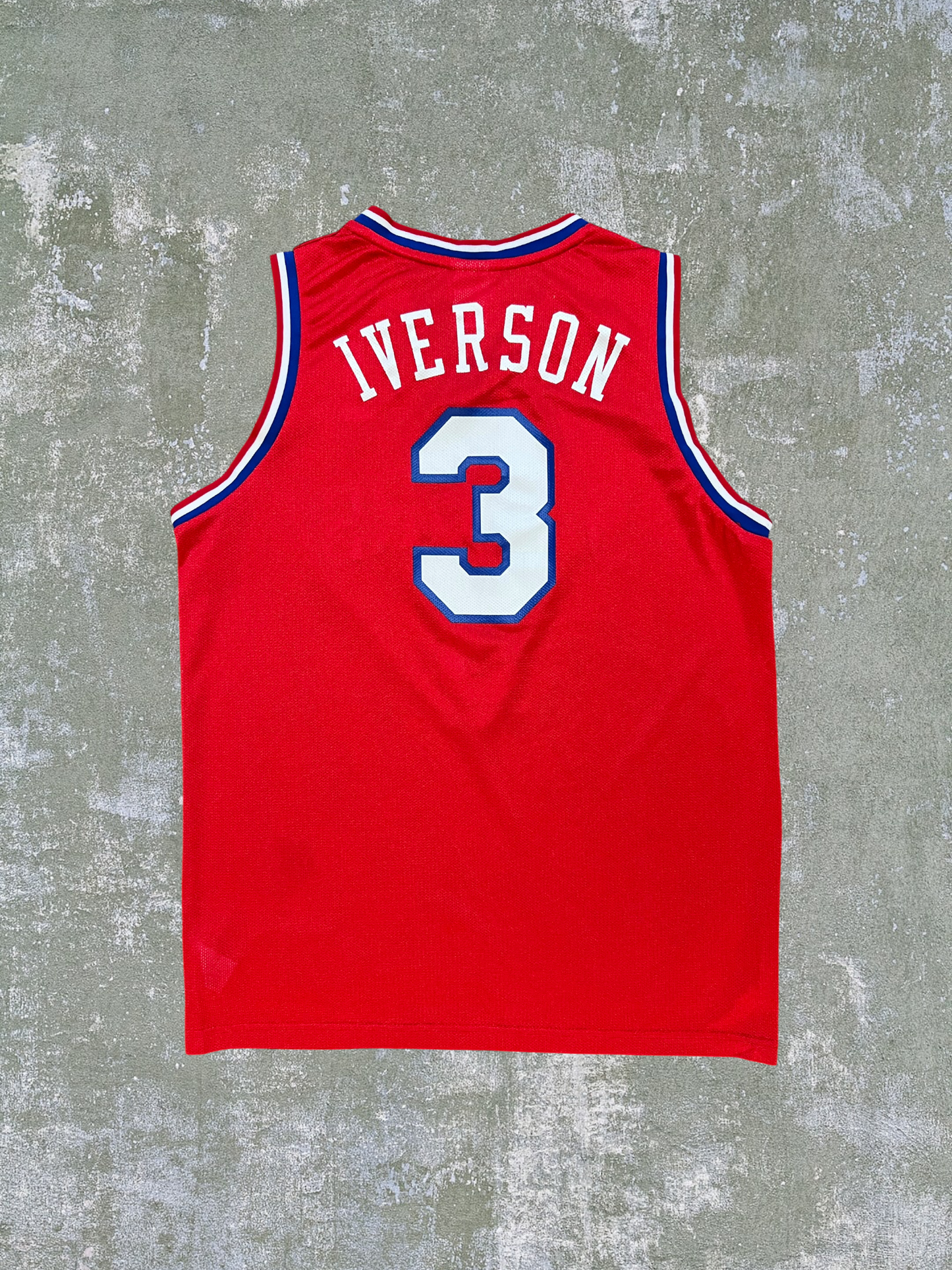 Early-2000s Reebok Allen Iverson Philadelphia 76ers Jersey (M)